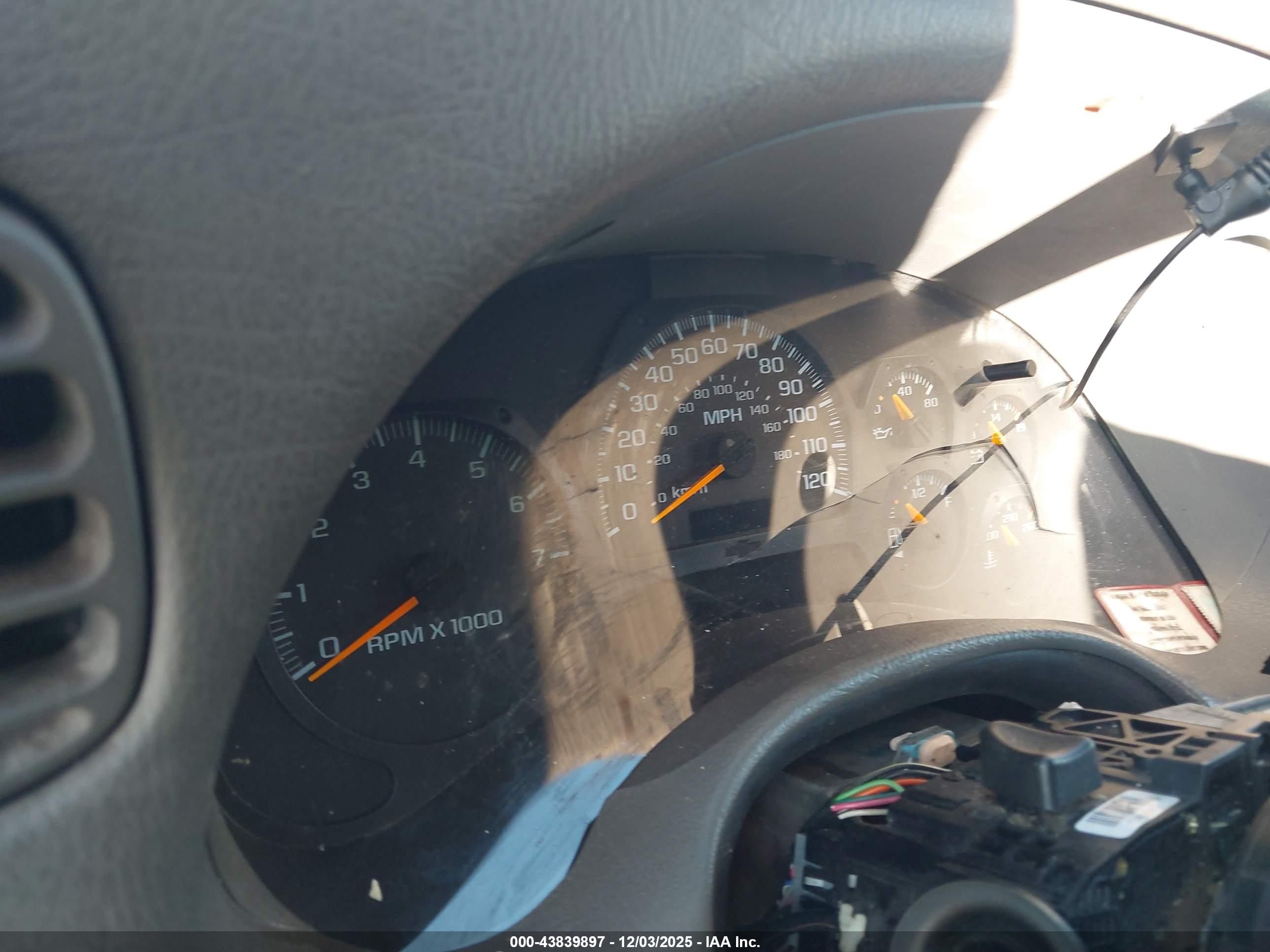 CHEVROLET TRAILBLAZER image 7