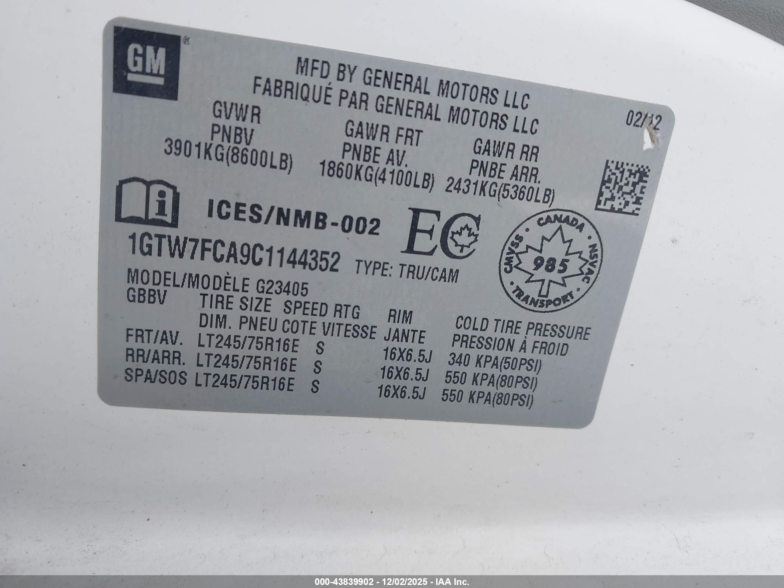 GMC SAVANA image 9