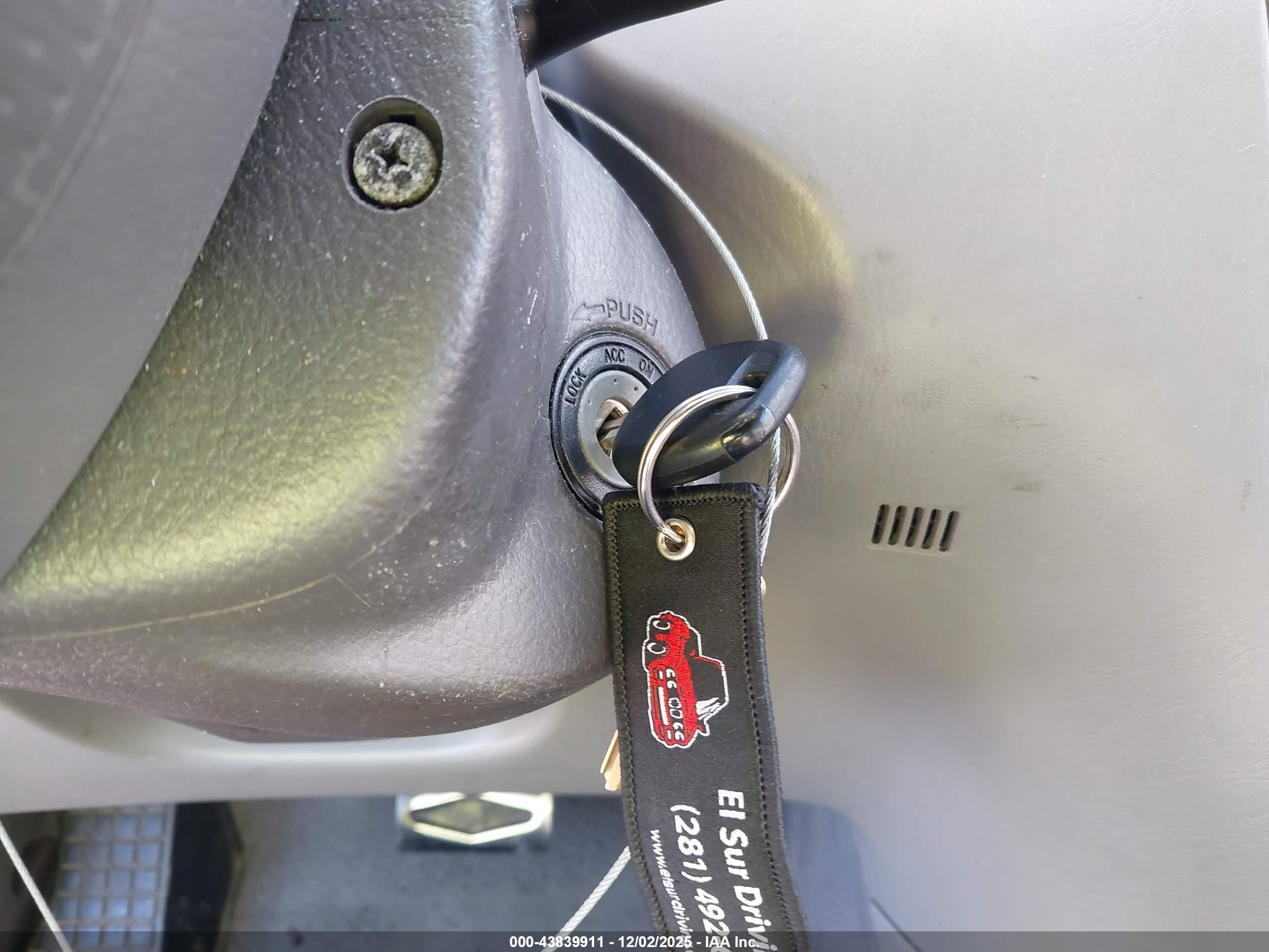 TOYOTA COROLLA image 11