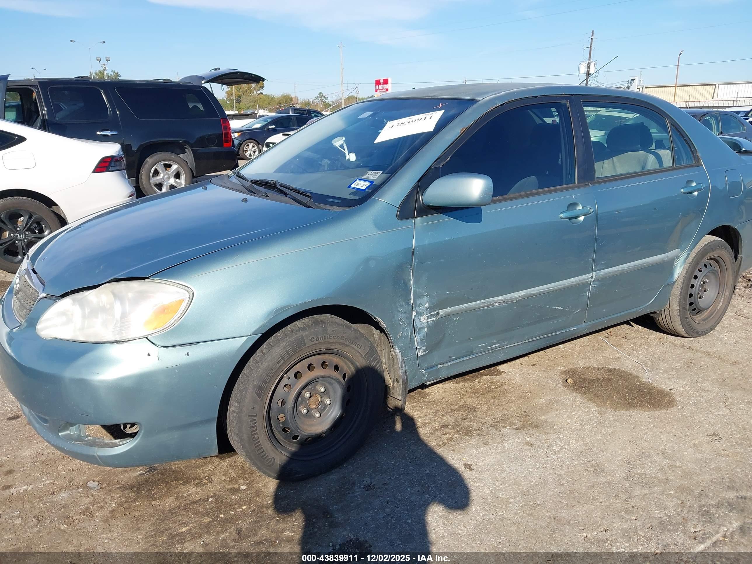 TOYOTA COROLLA image 6