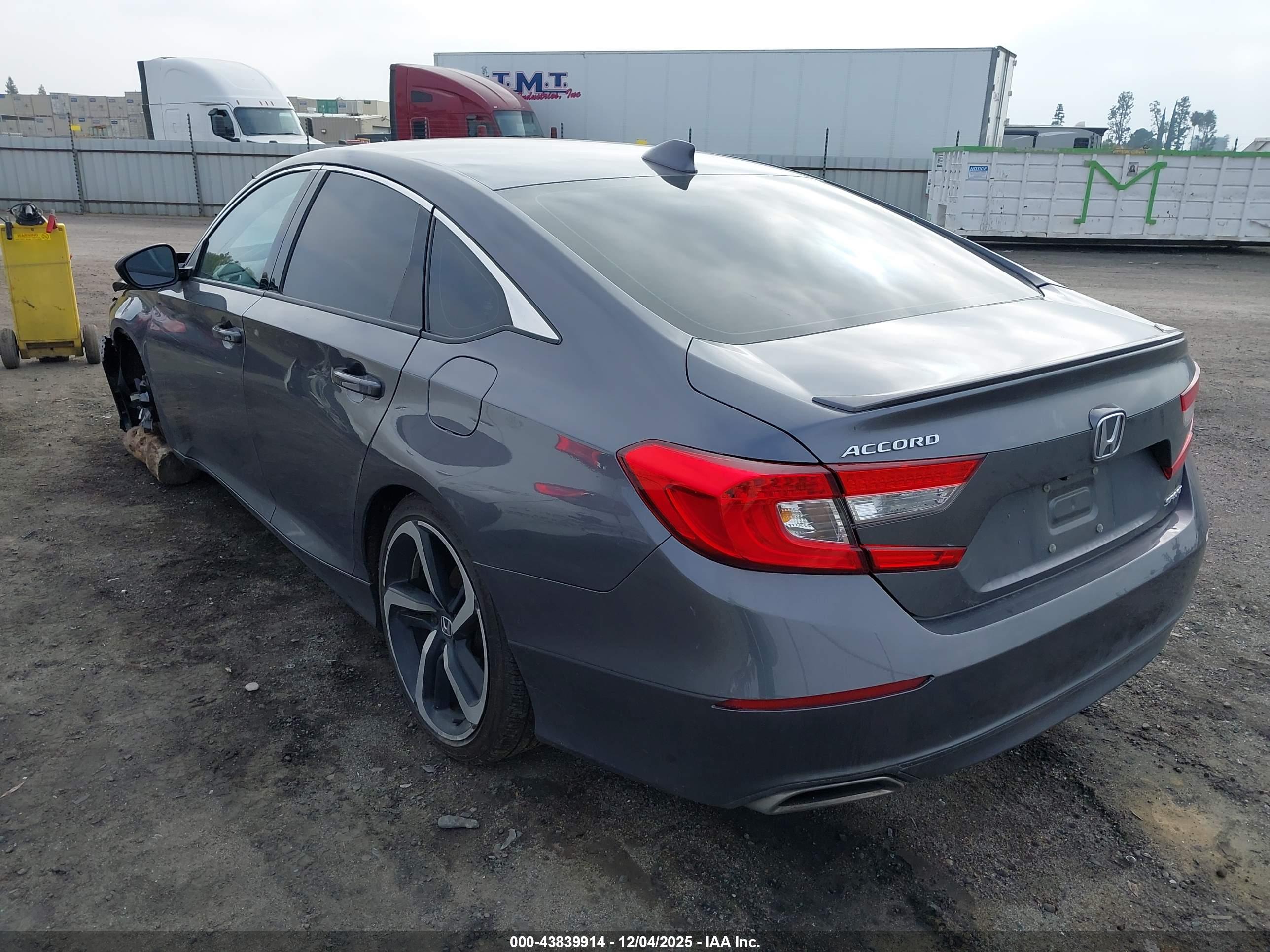 HONDA ACCORD image 3