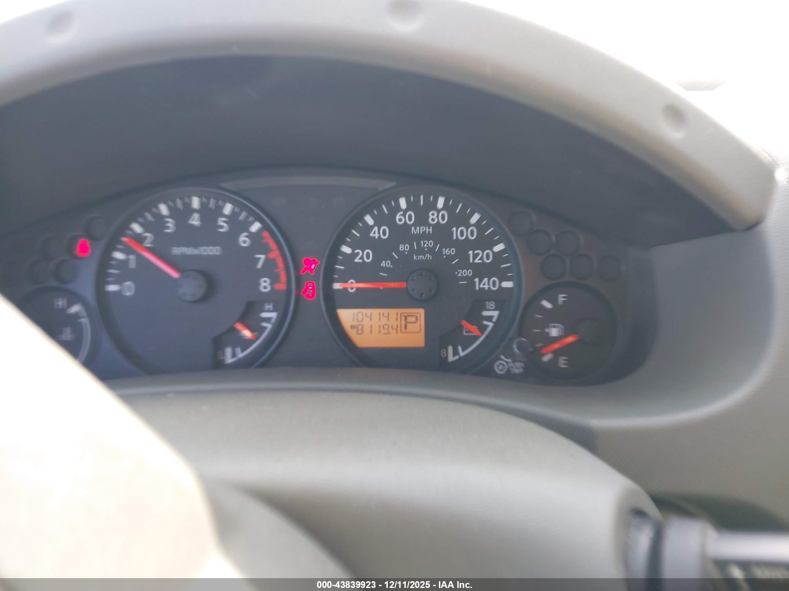 NISSAN FRONTIER image 7