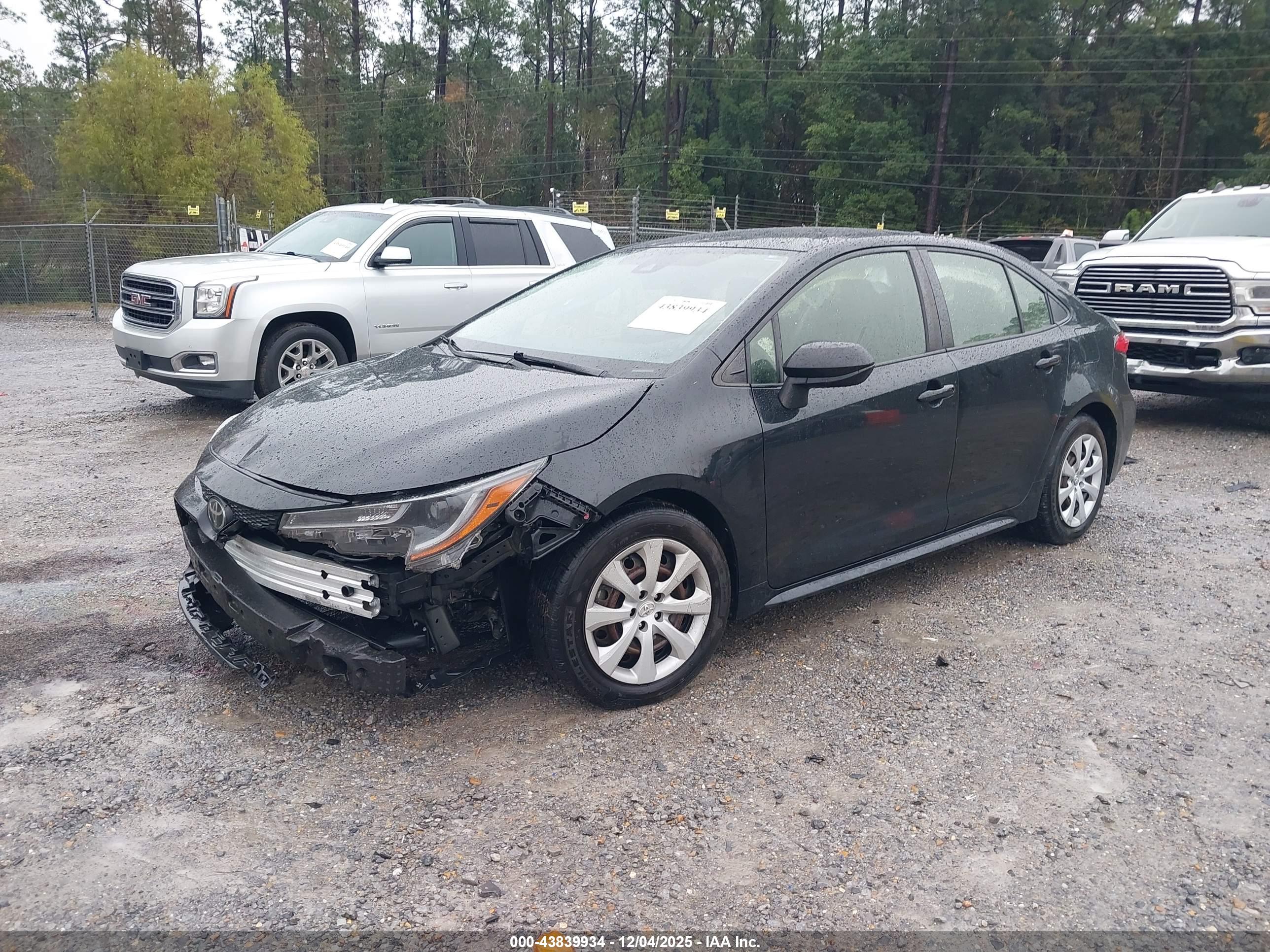 TOYOTA COROLLA image 2