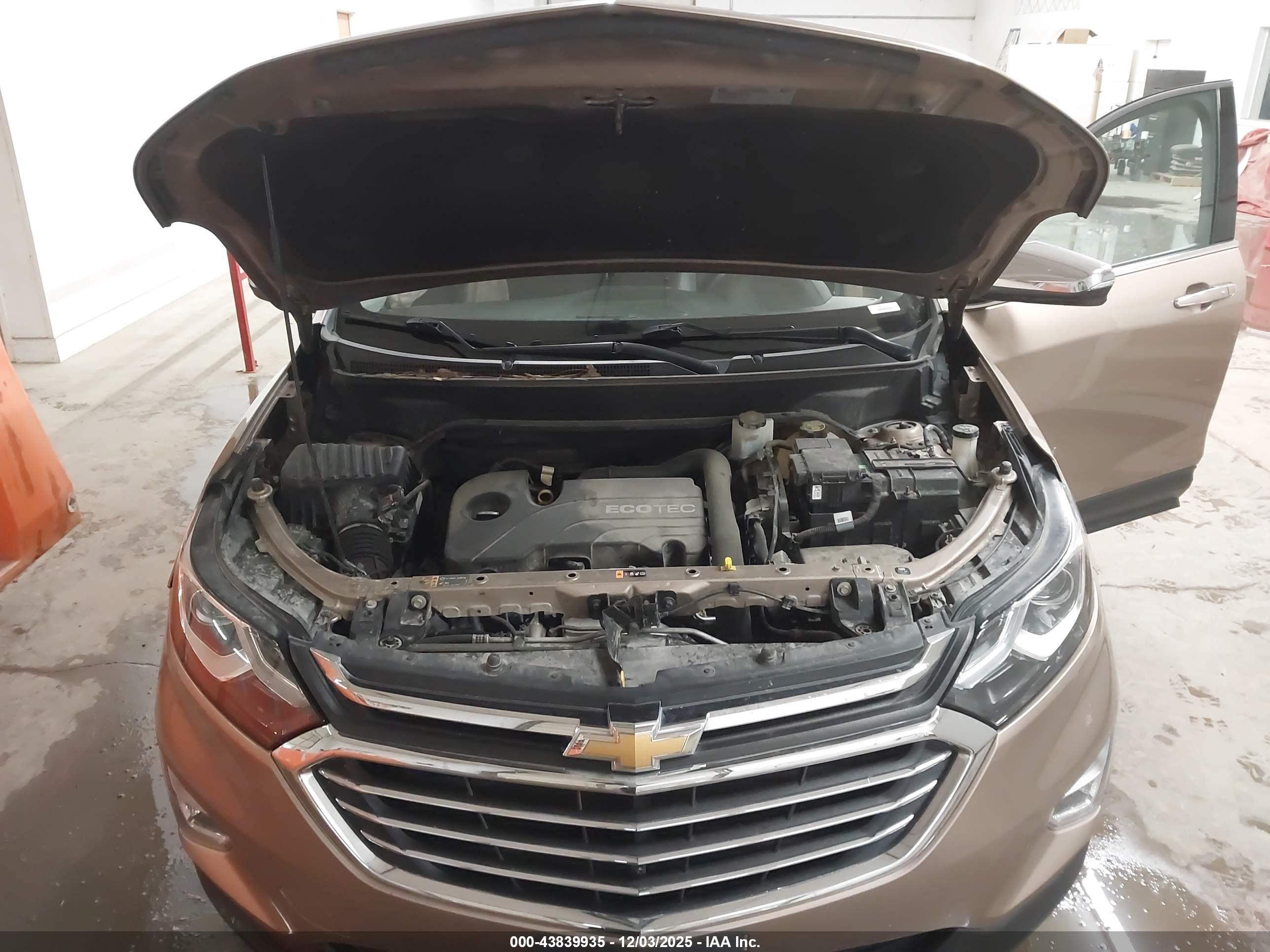 CHEVROLET EQUINOX image 10