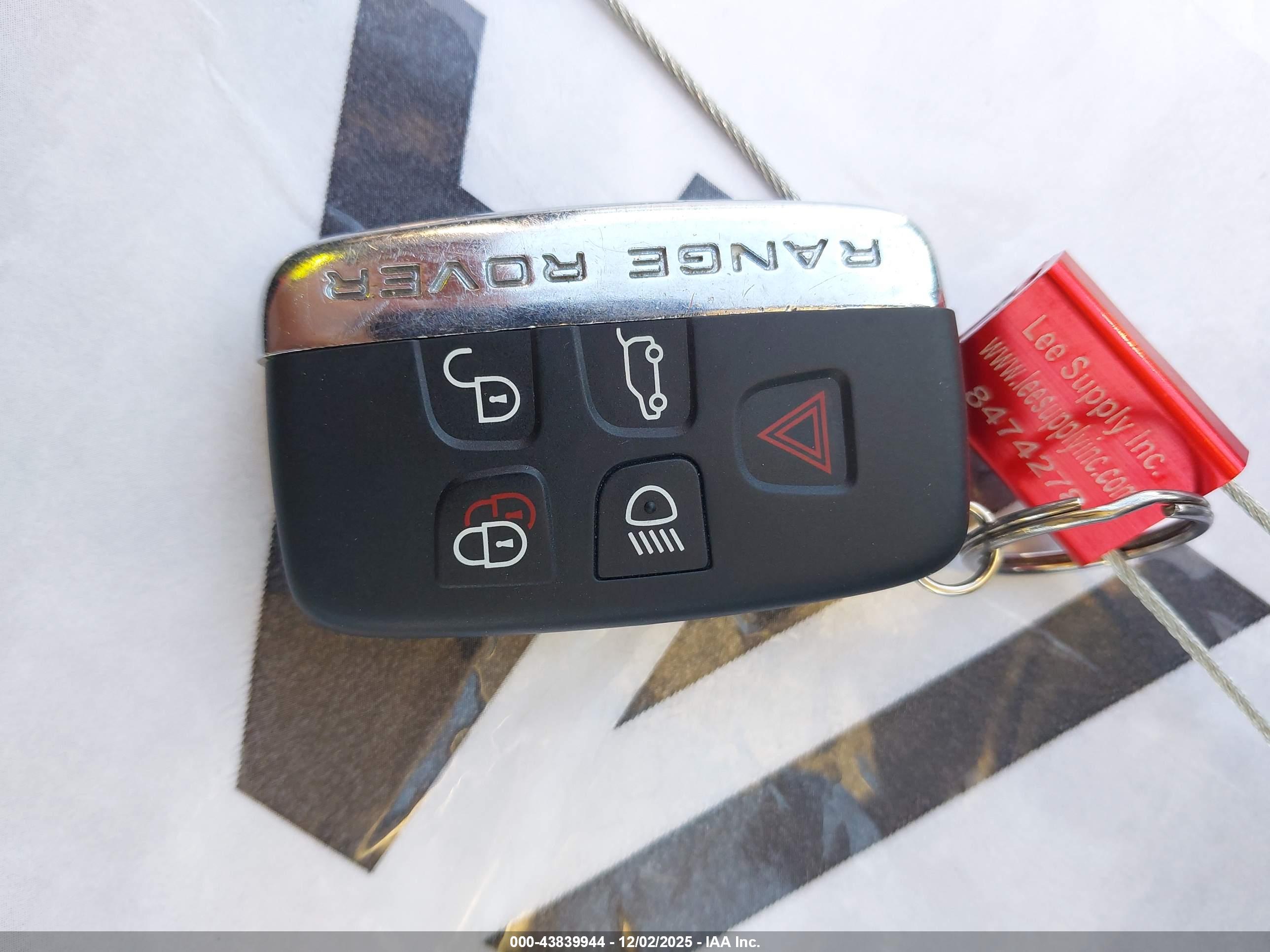 LAND ROVER image 11