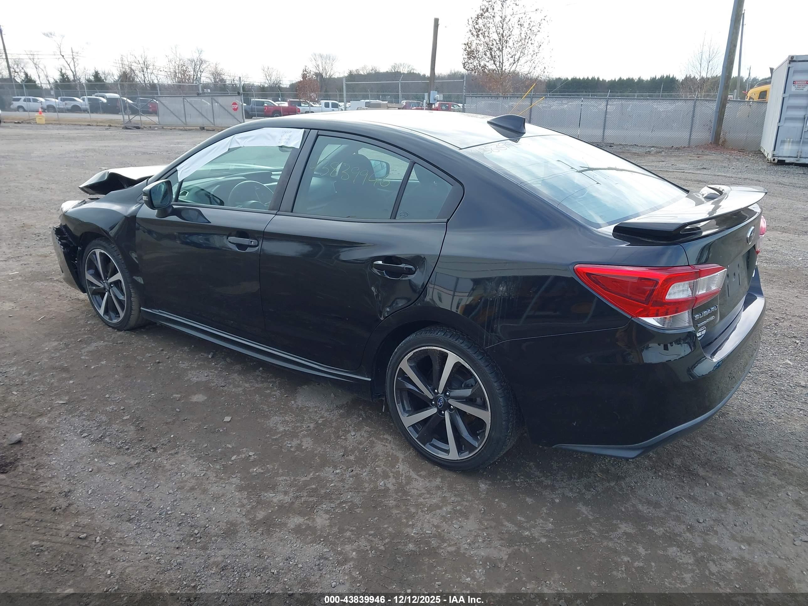 SUBARU IMPREZA image 3