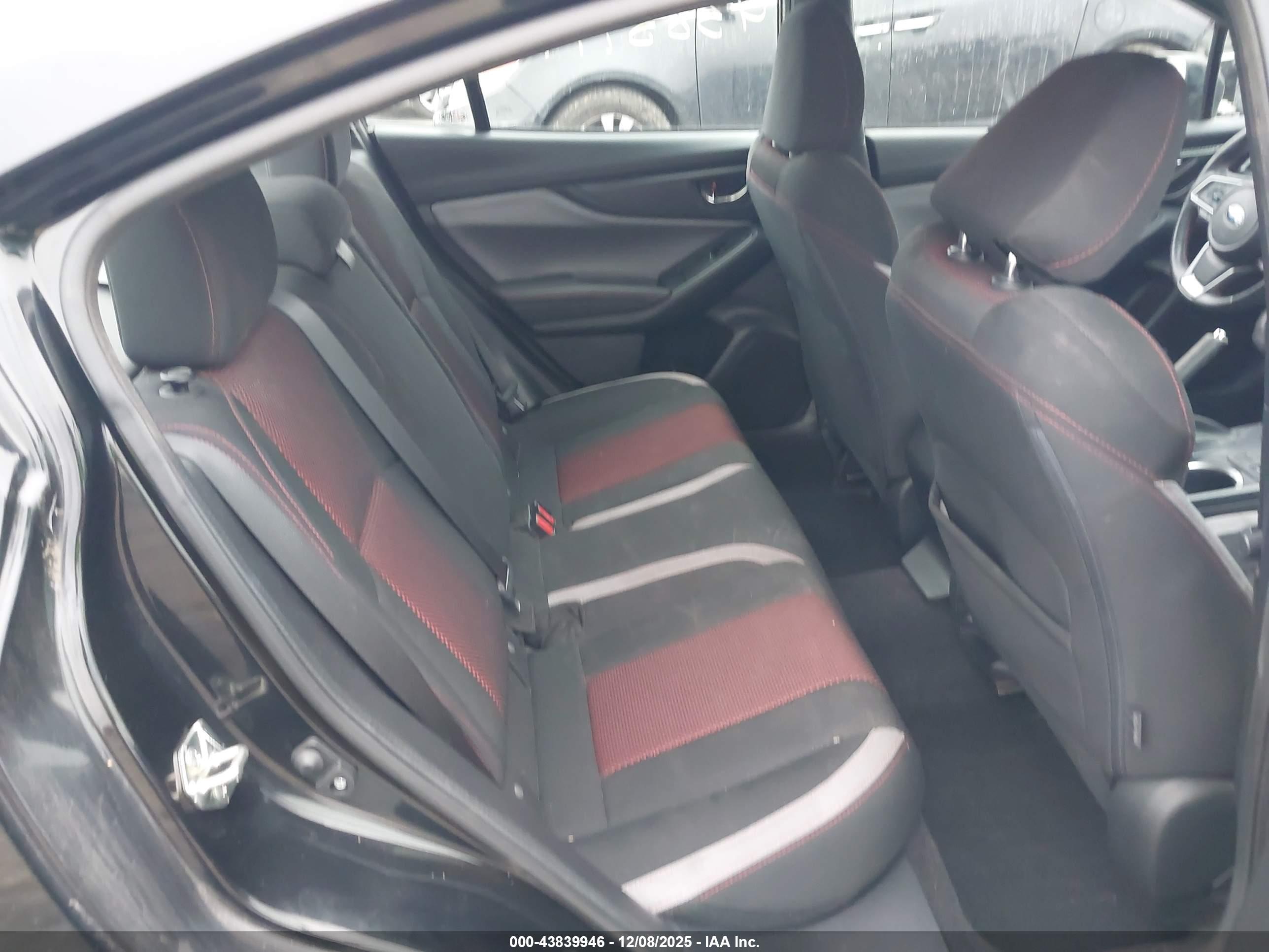 SUBARU IMPREZA image 8
