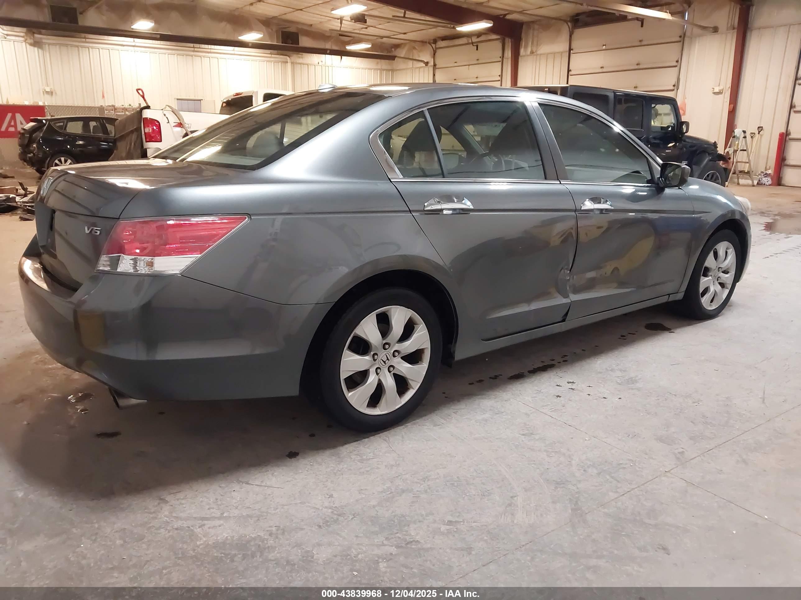 HONDA ACCORD image 4