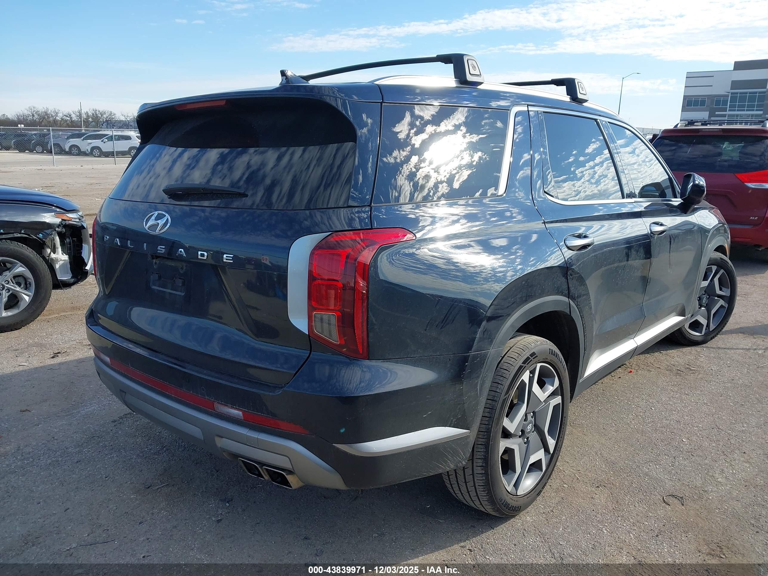 HYUNDAI PALISADE image 4