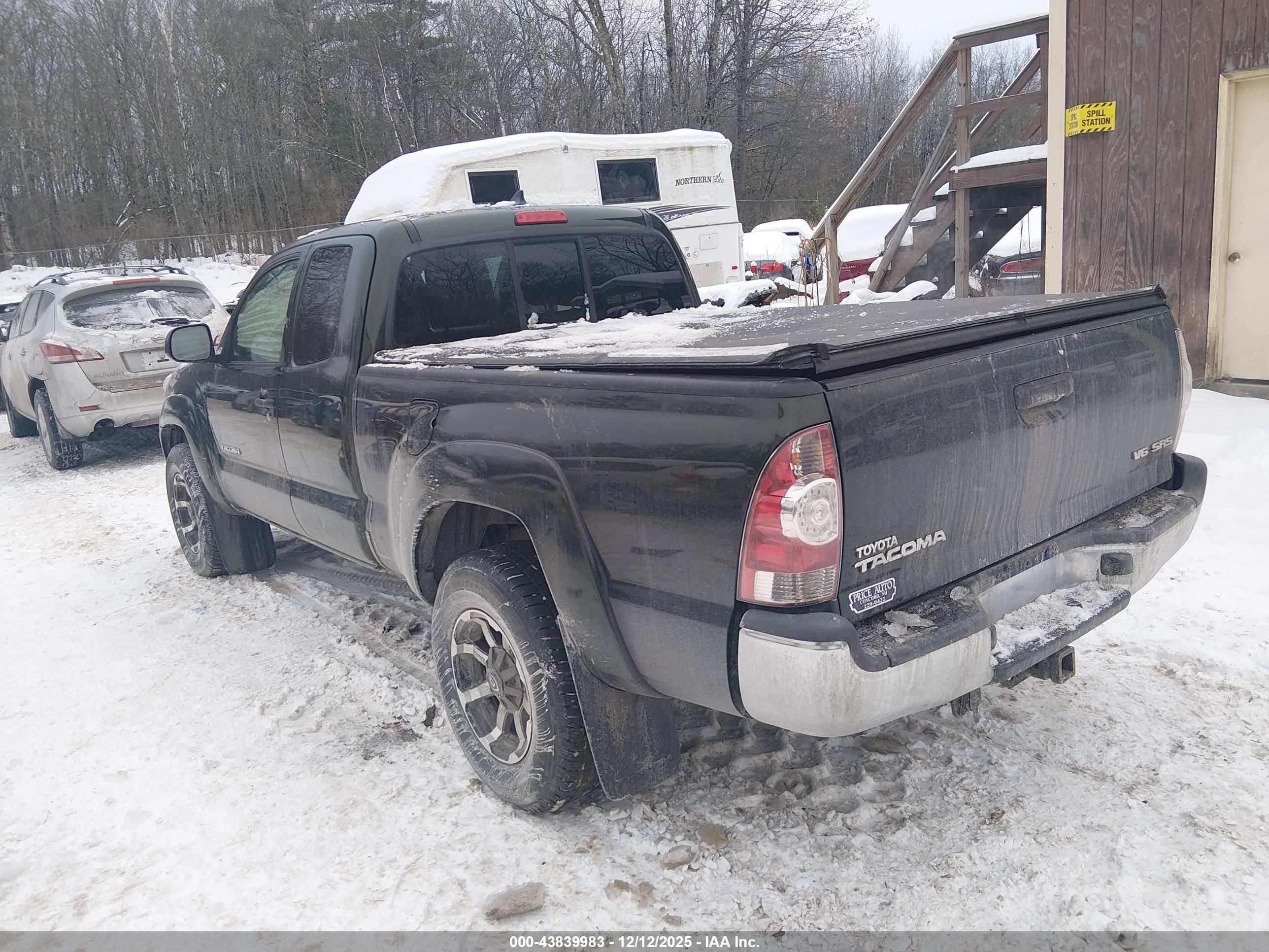 TOYOTA TACOMA image 3