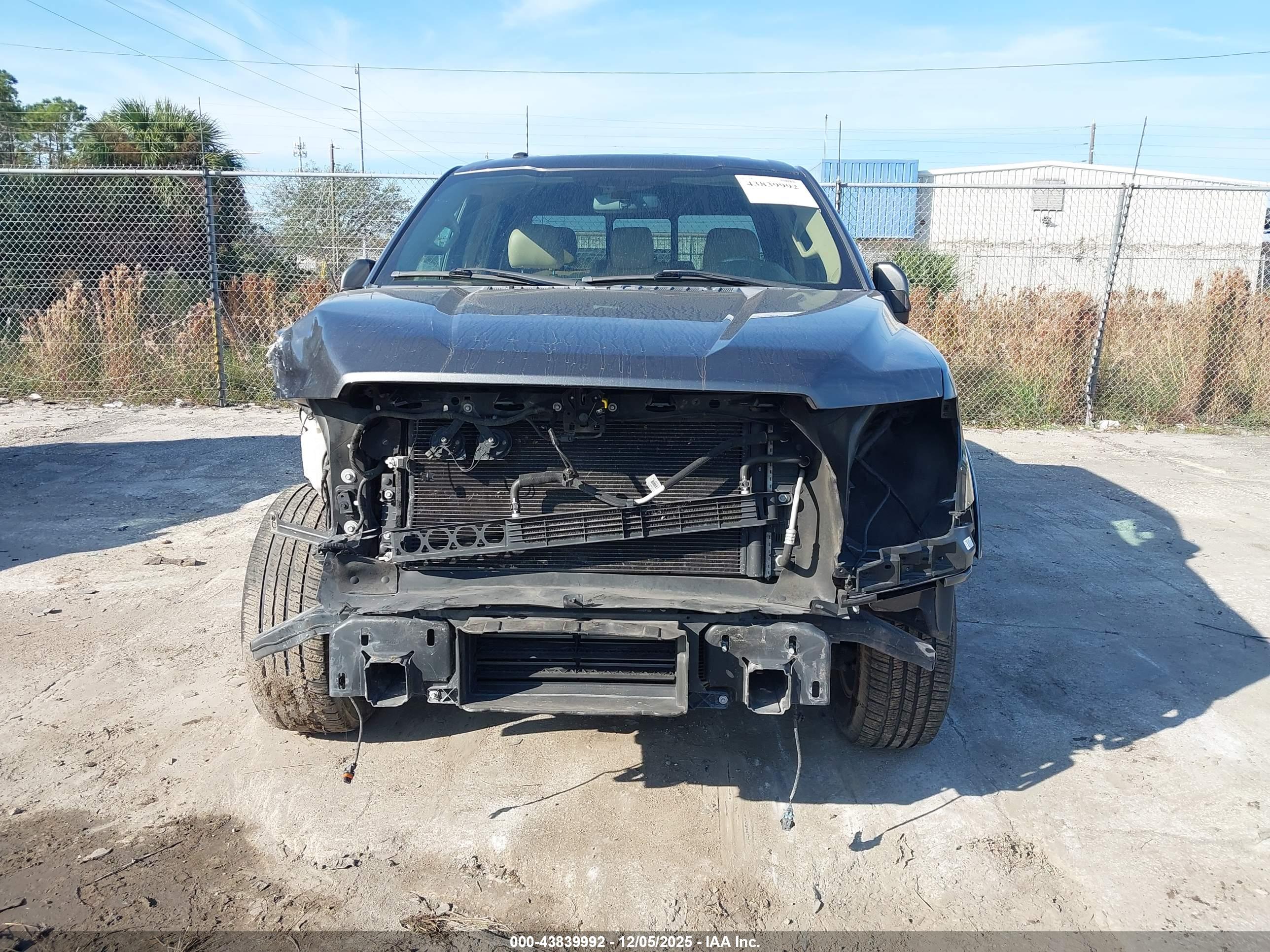 FORD F-150 image 6