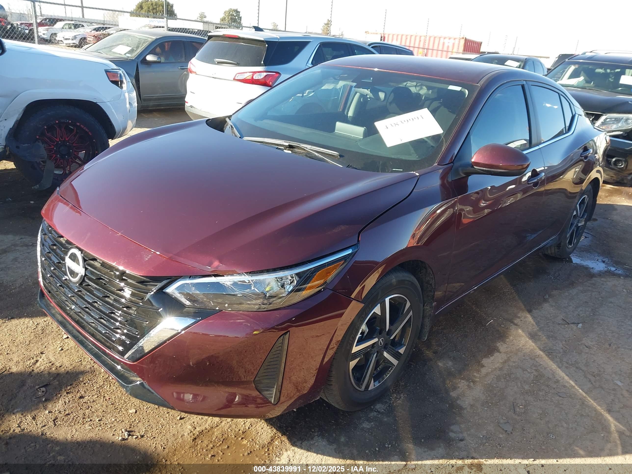 NISSAN SENTRA image 2