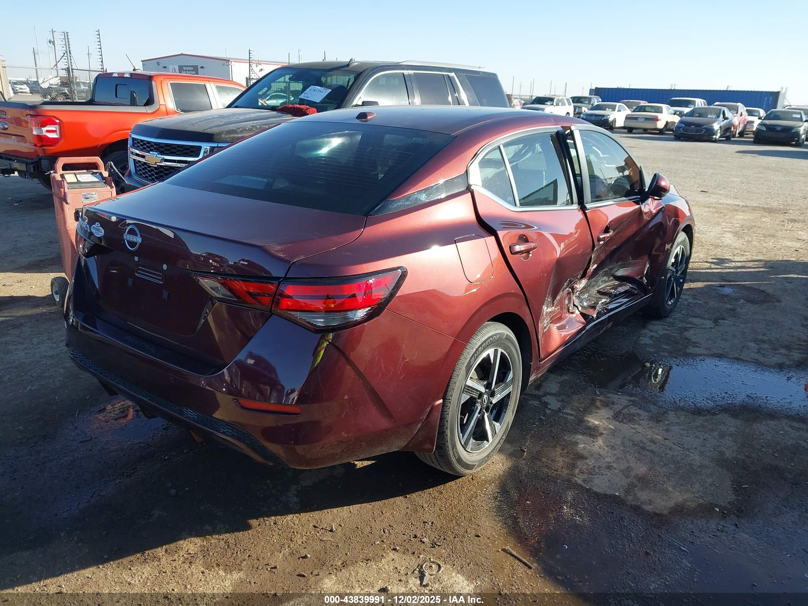 NISSAN SENTRA image 4