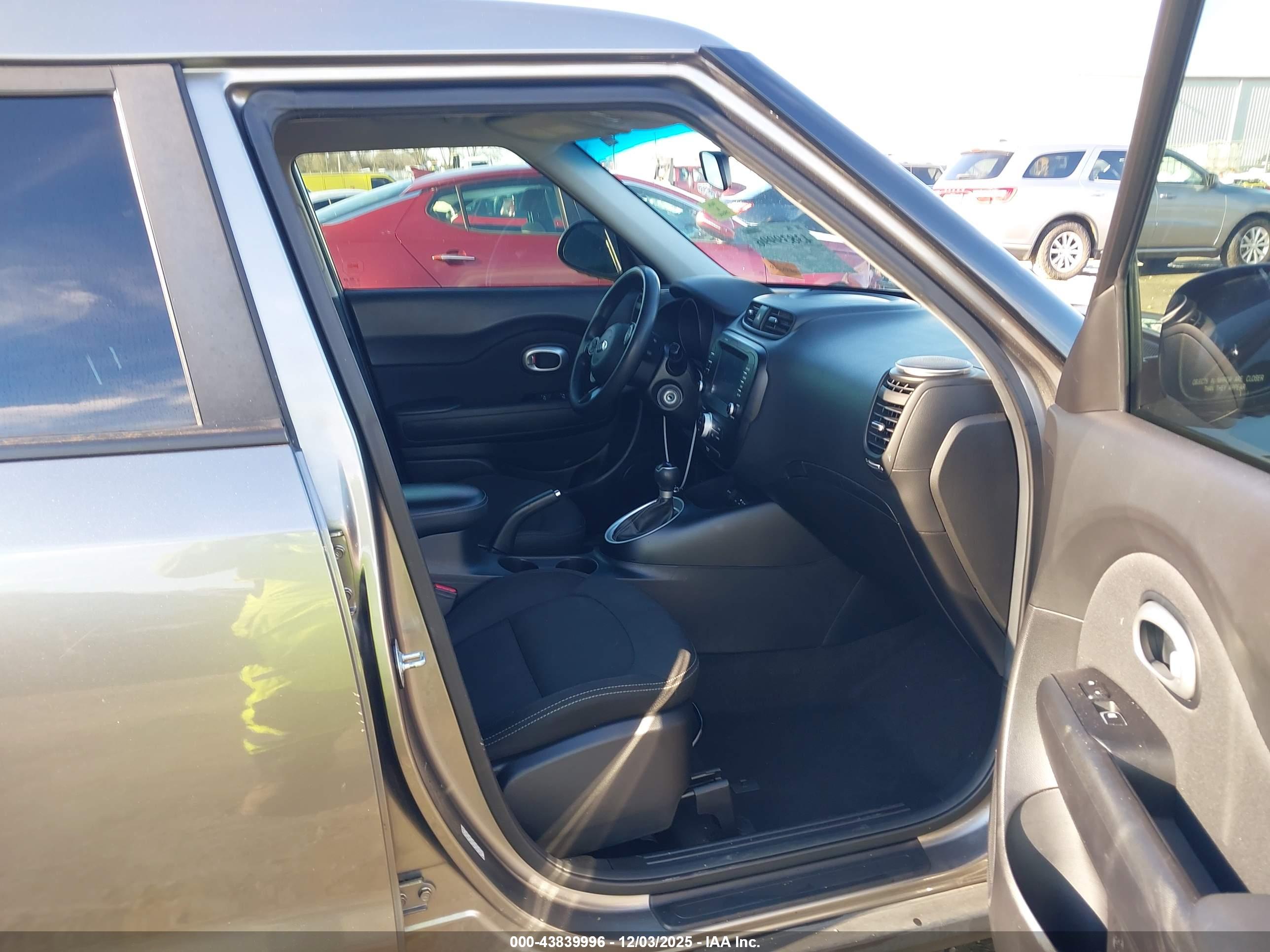 KIA SOUL image 5