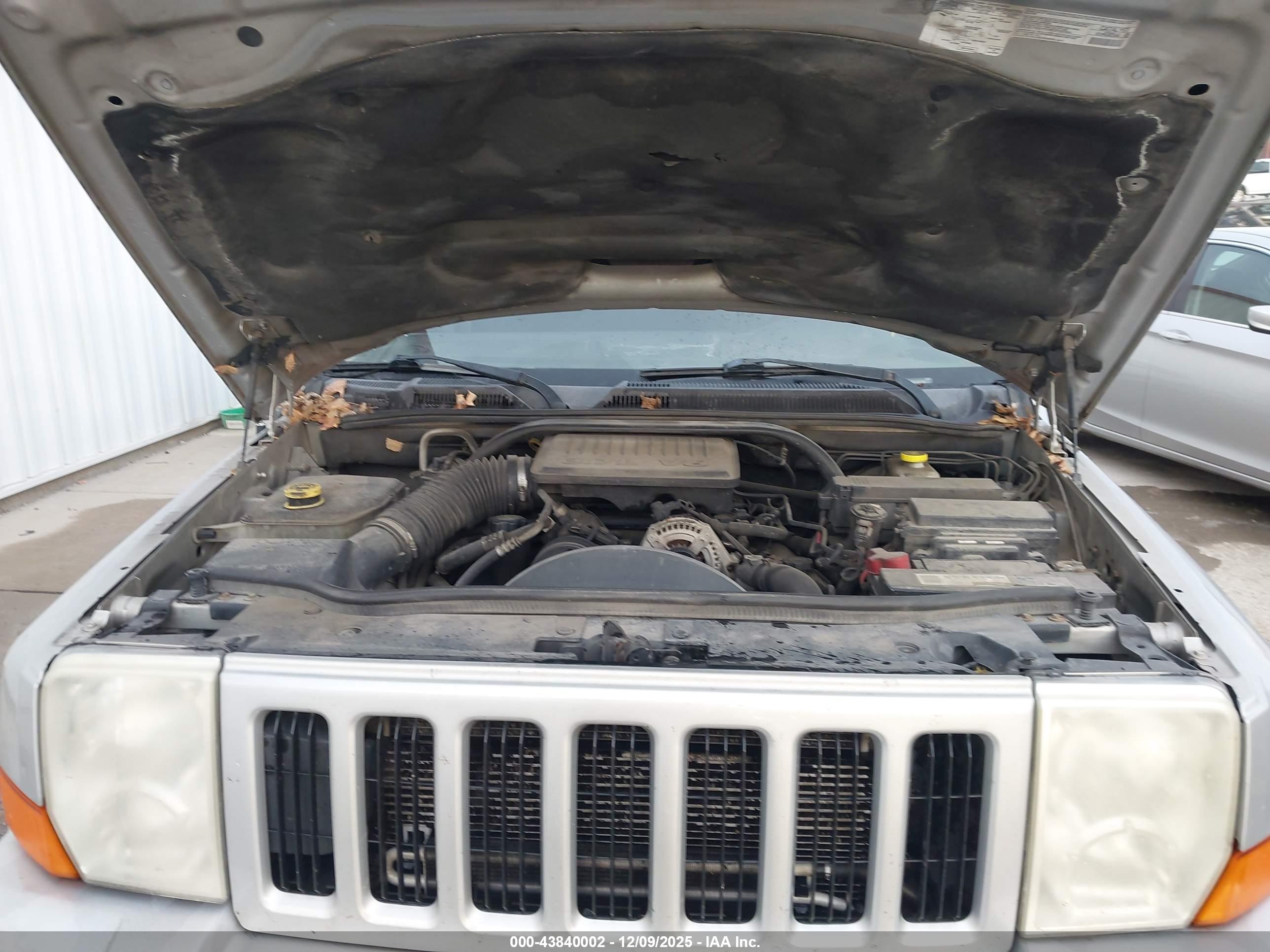 JEEP COMMANDER image 10