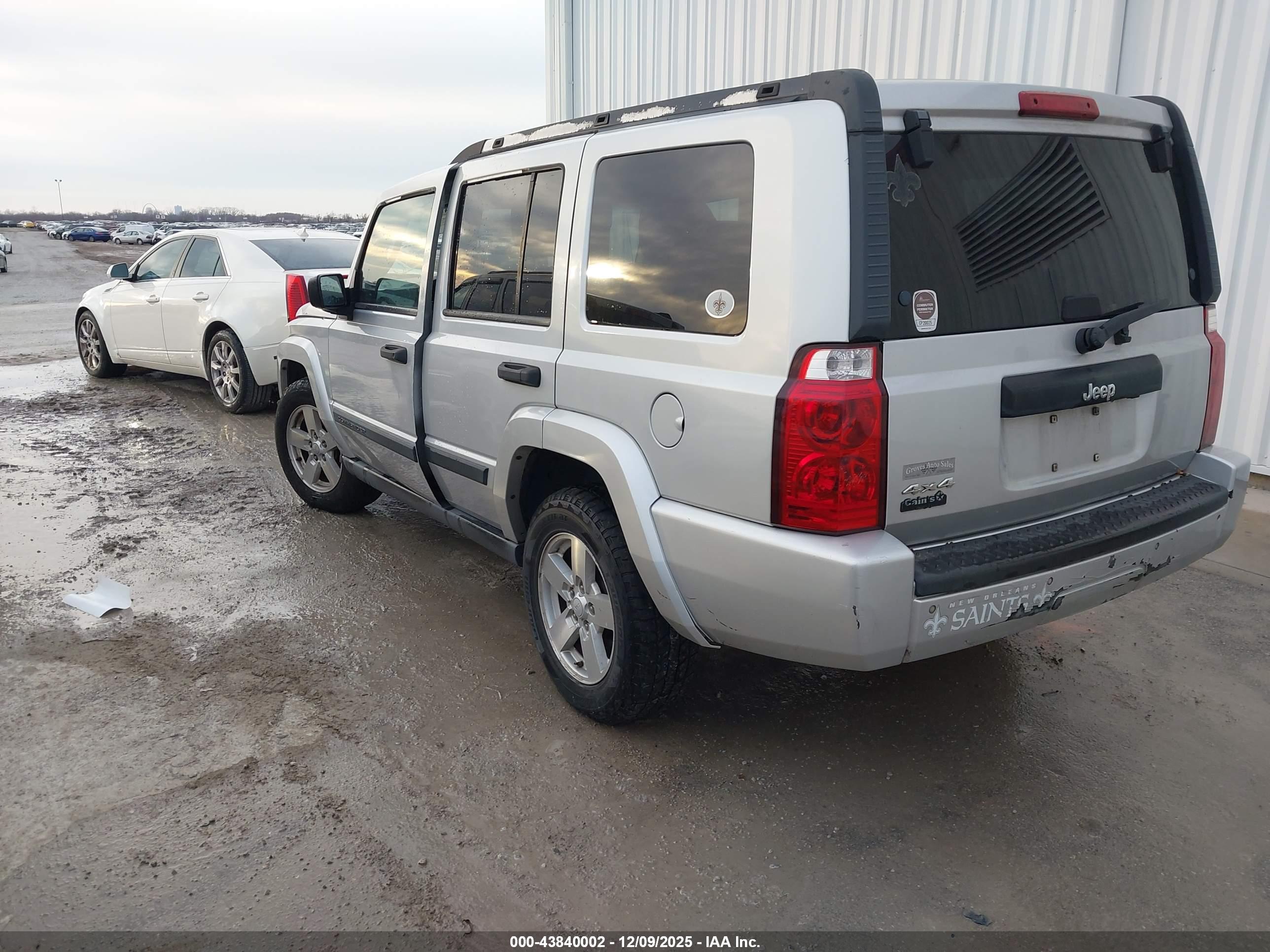 JEEP COMMANDER image 3