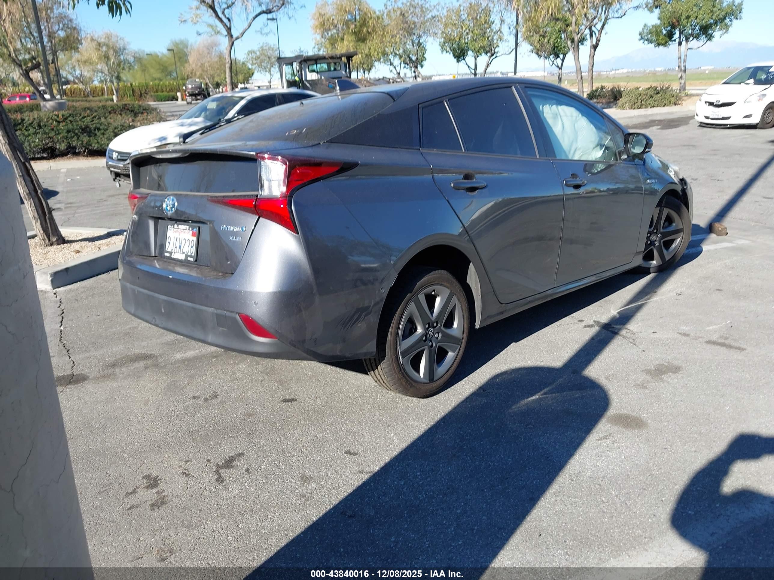 TOYOTA PRIUS image 4
