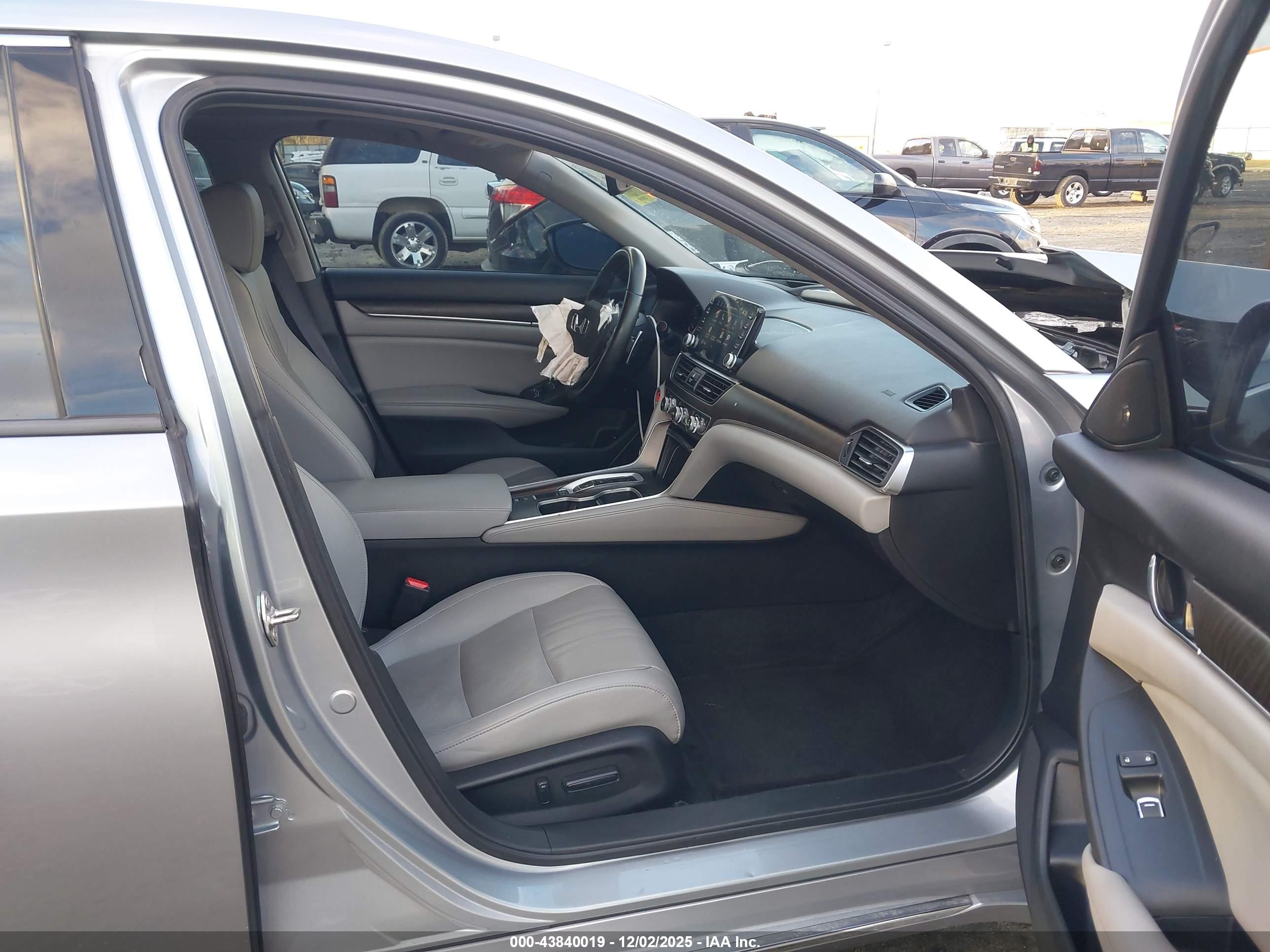 HONDA ACCORD image 5