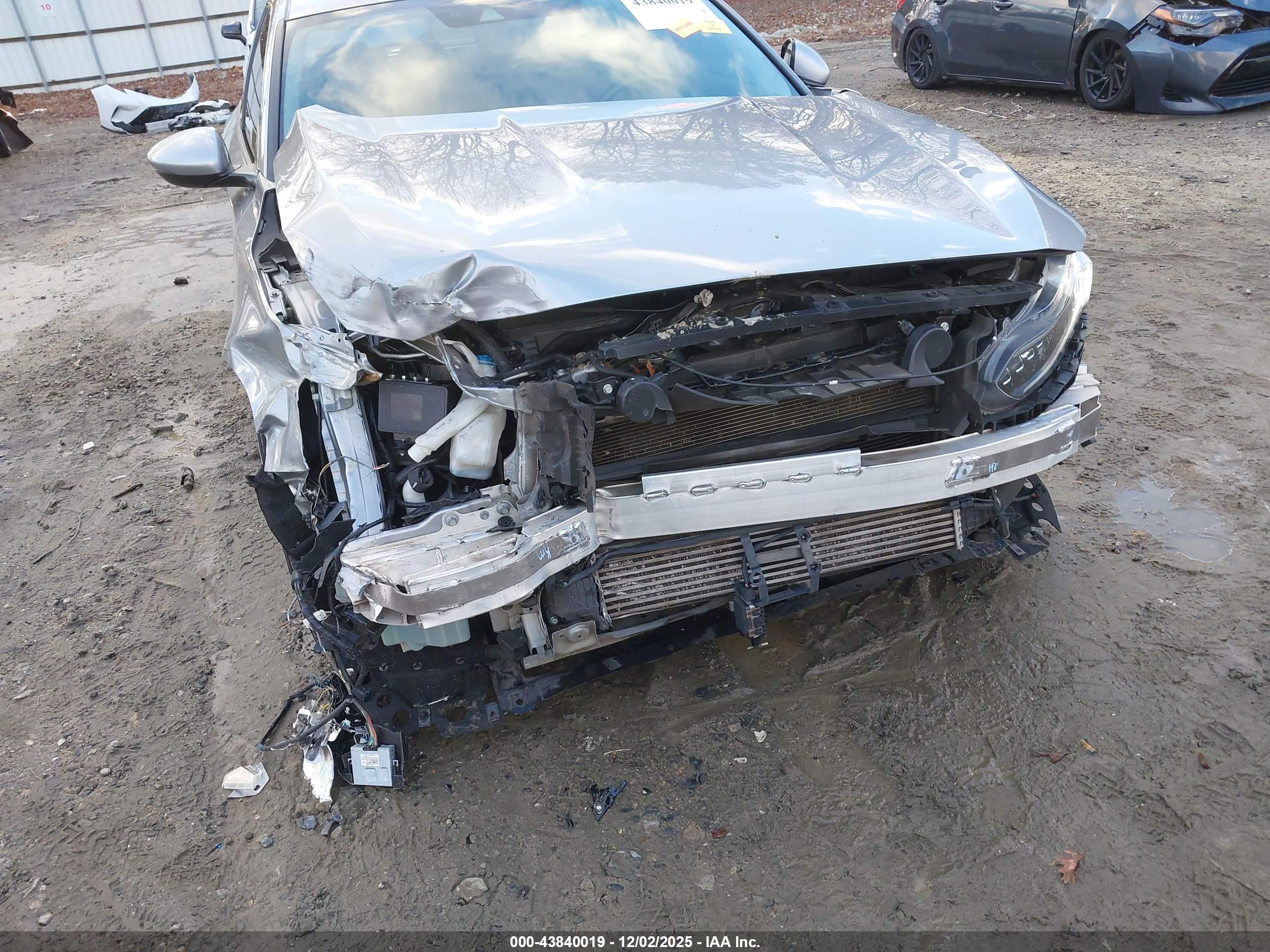 HONDA ACCORD image 6