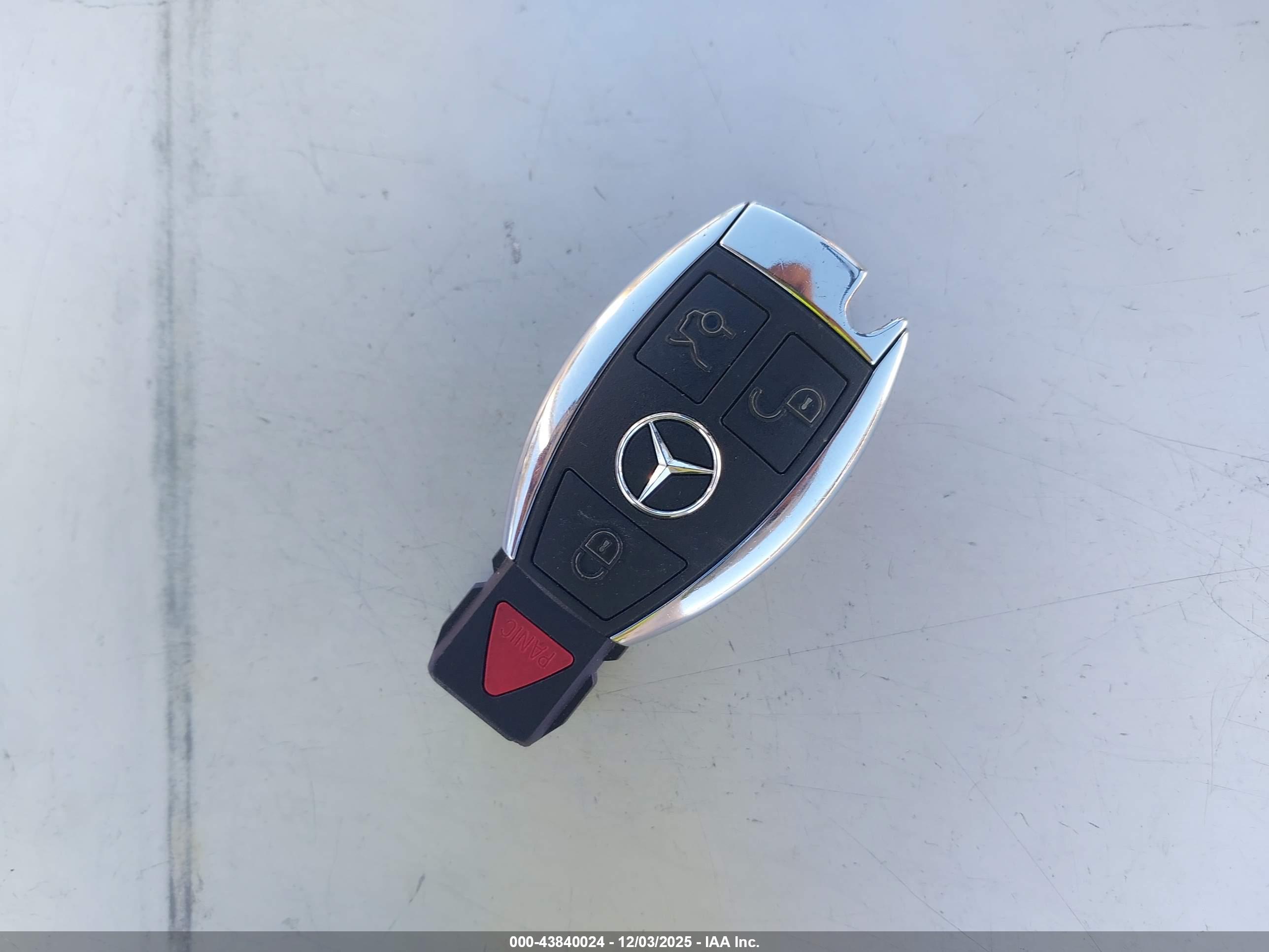 MERCEDES-BENZ GLS image 11