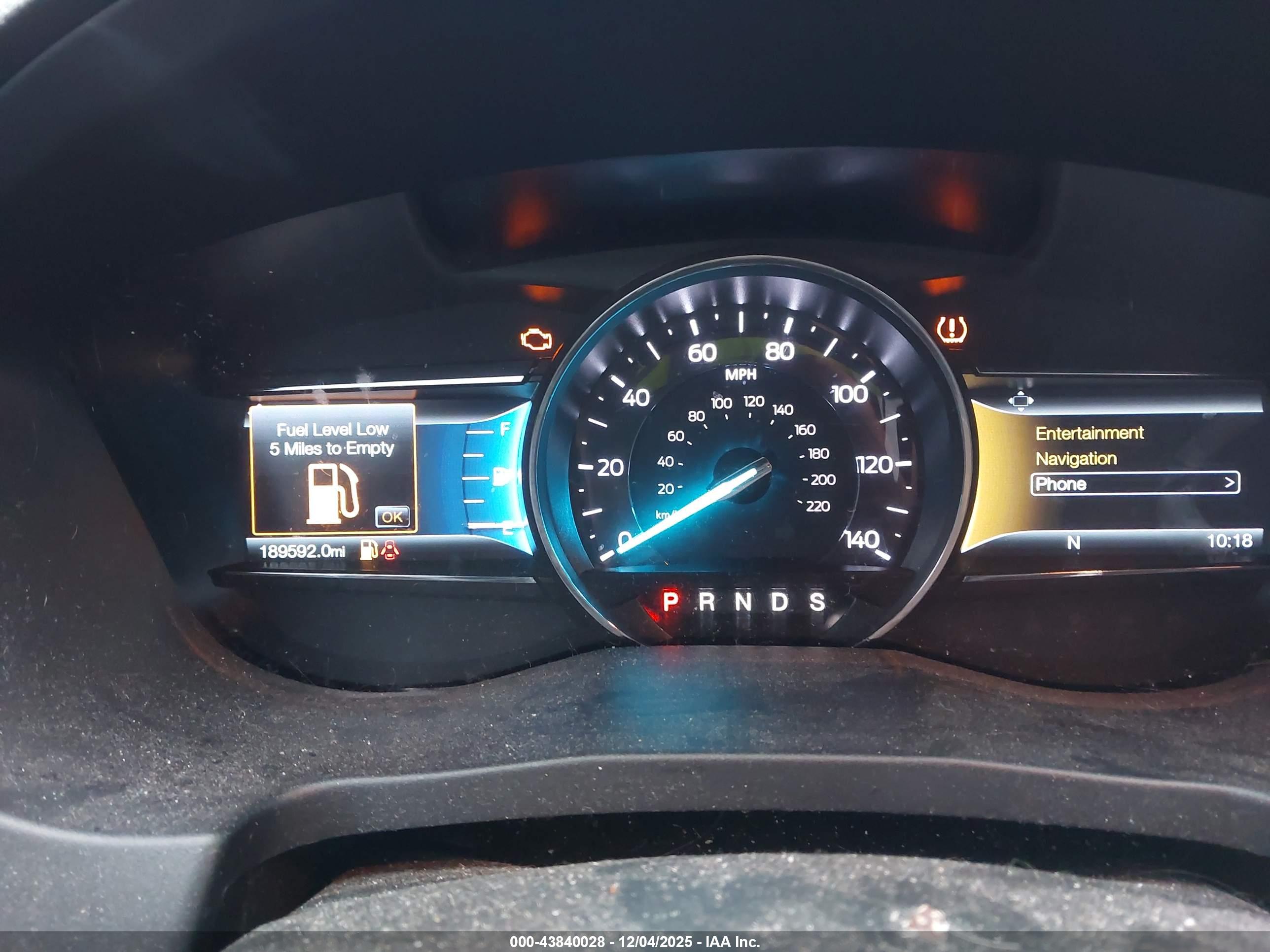 FORD EXPLORER image 7