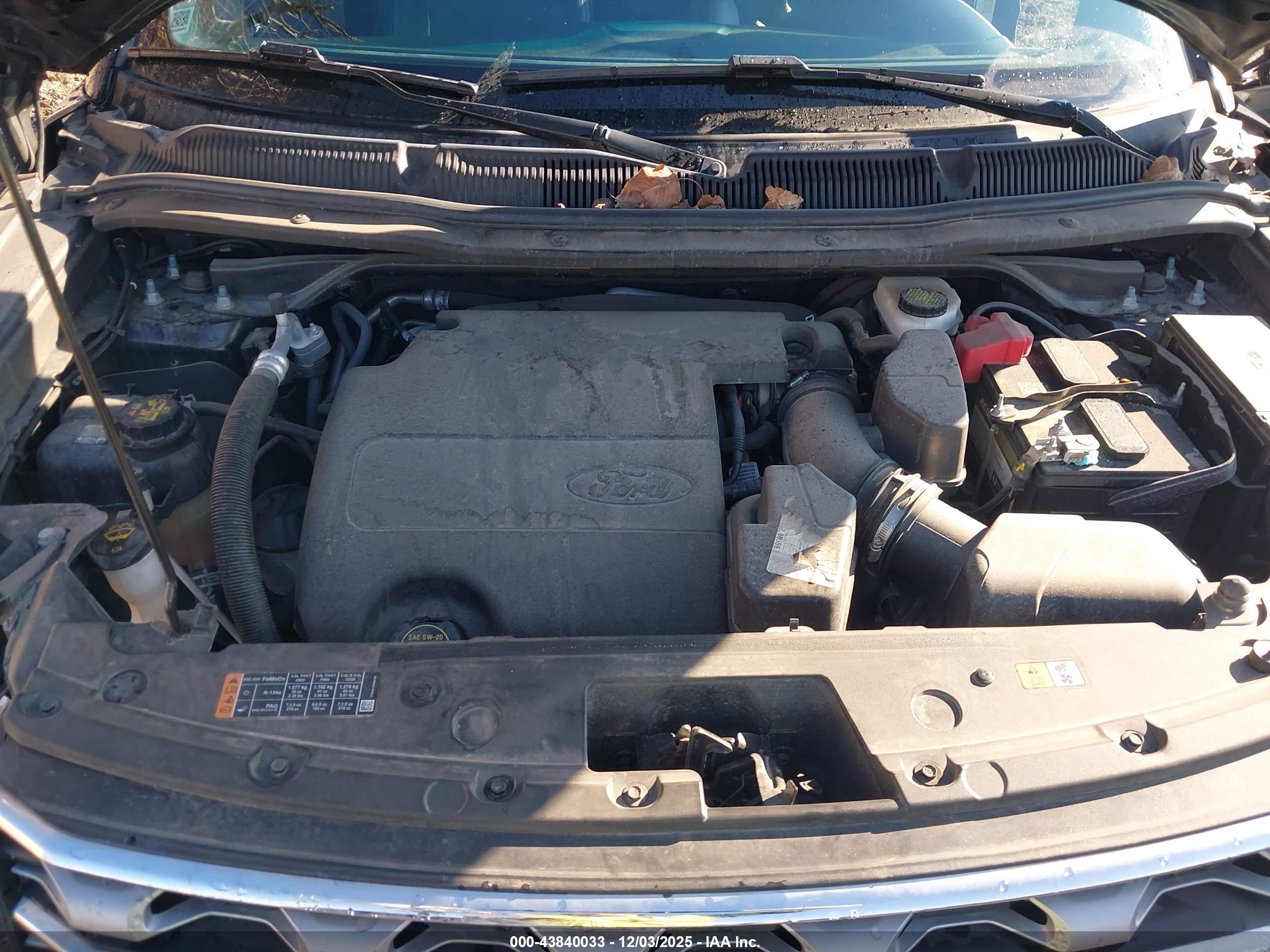FORD EXPLORER image 10