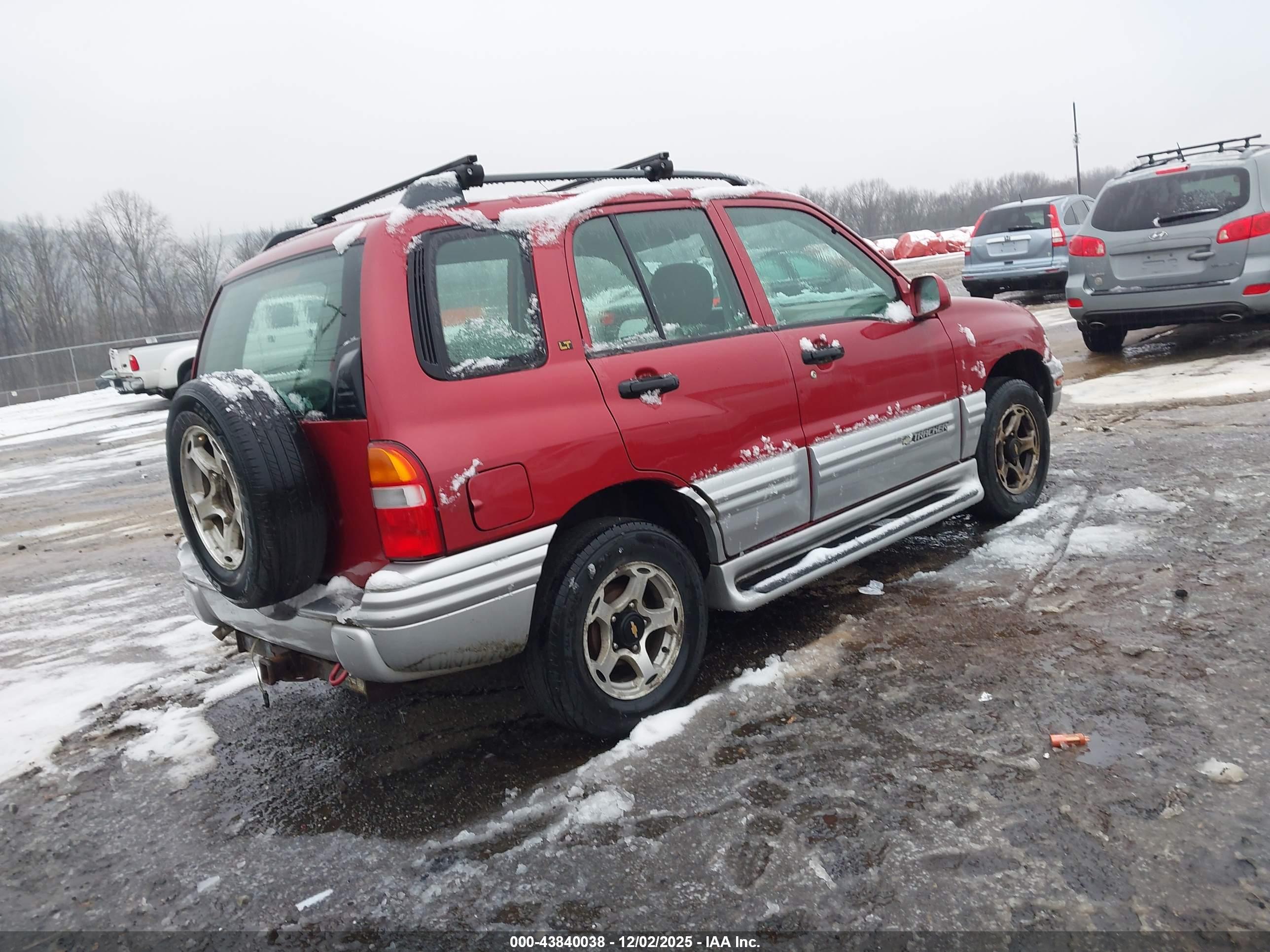 CHEVROLET TRACKER image 4