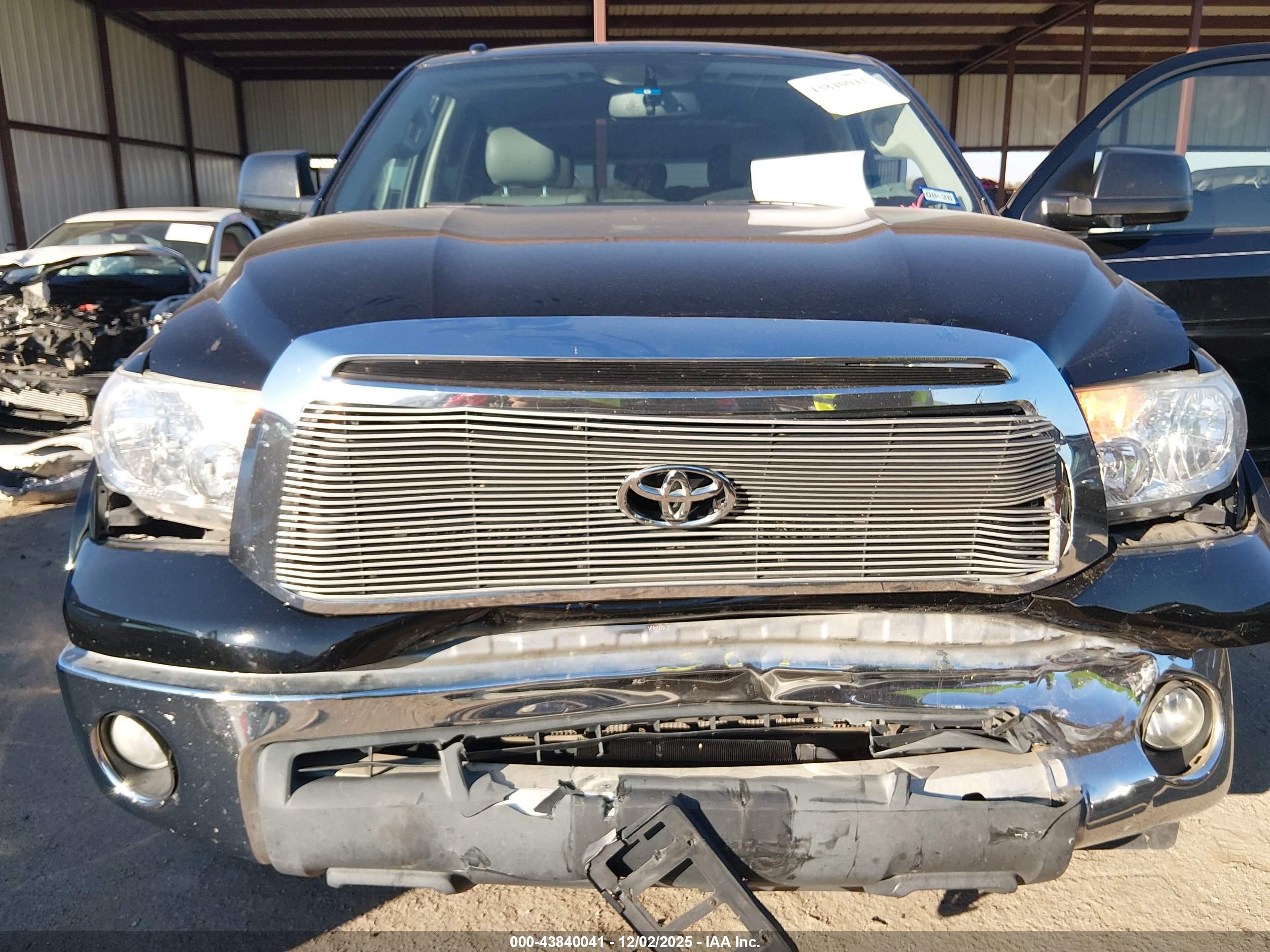 TOYOTA TUNDRA image 6