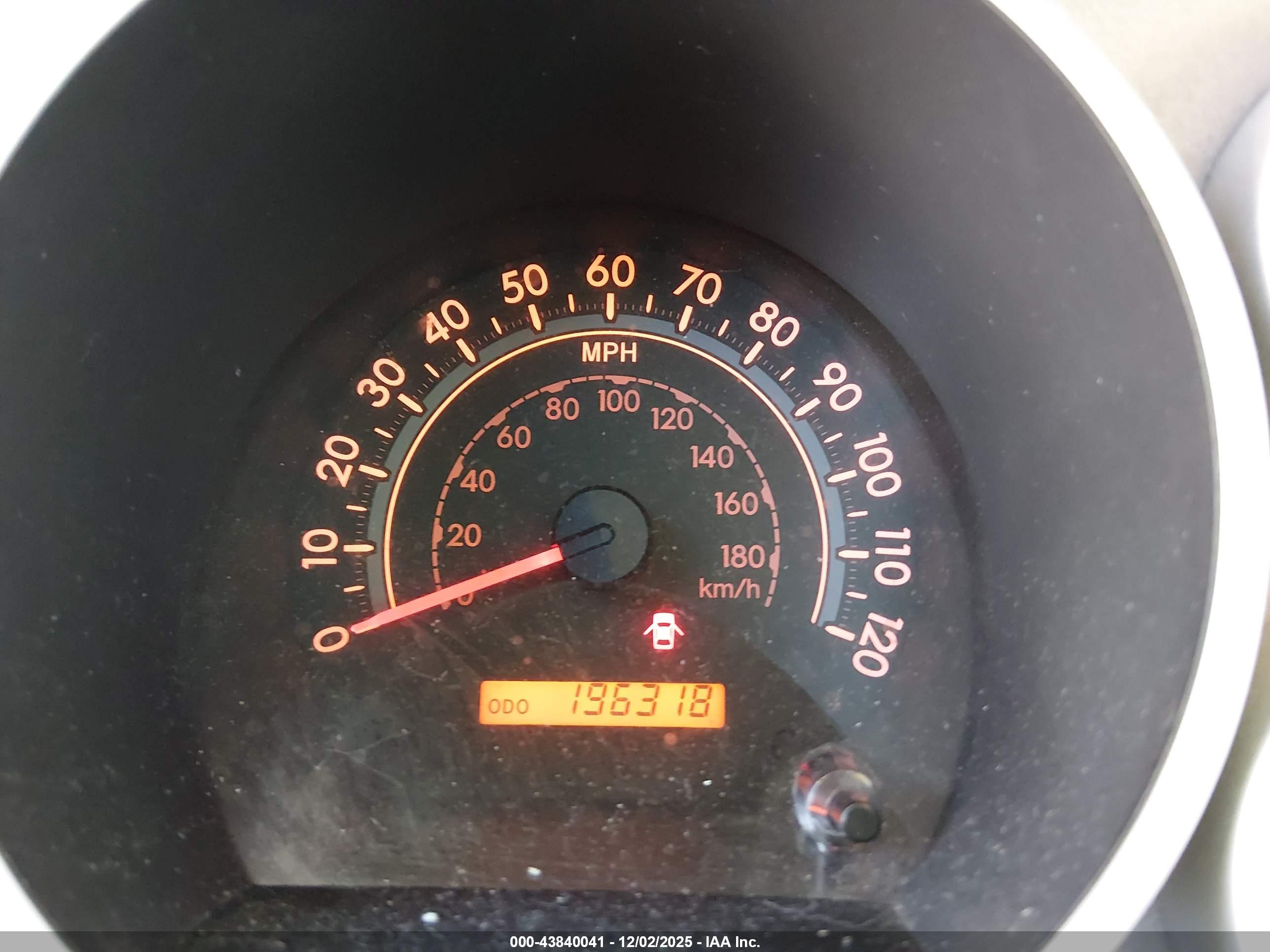 TOYOTA TUNDRA image 7