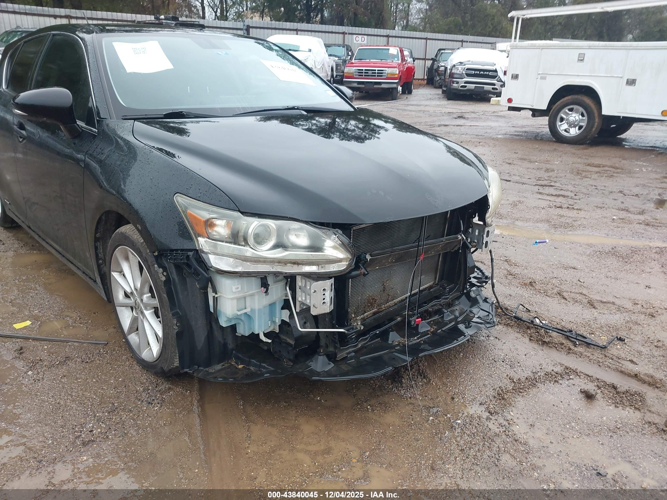 LEXUS CT image 6