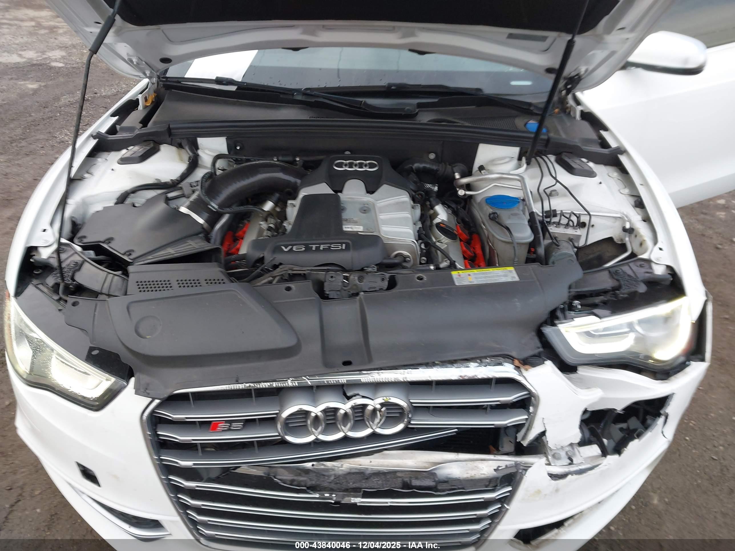 AUDI S5 image 10