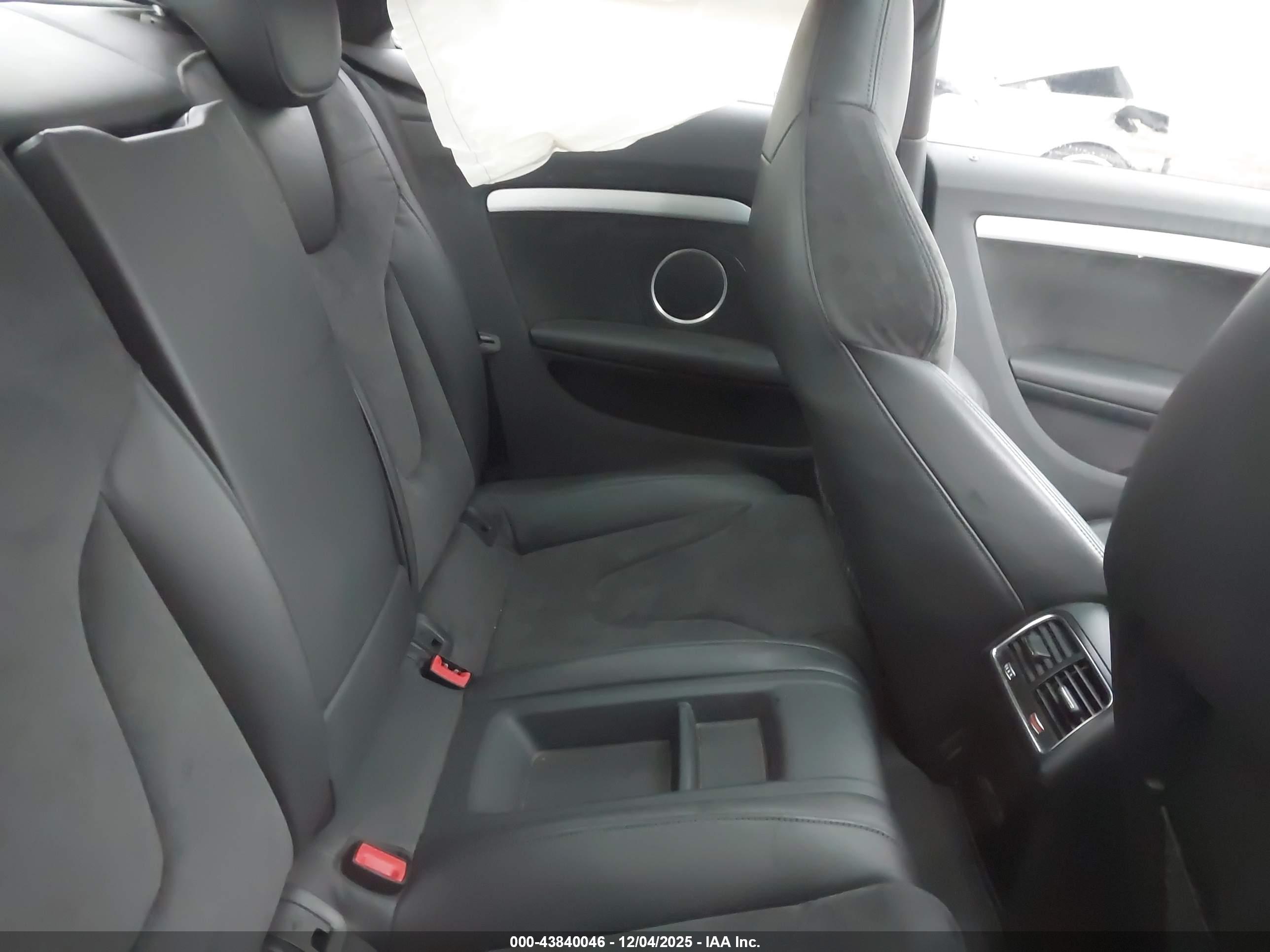 AUDI S5 image 8