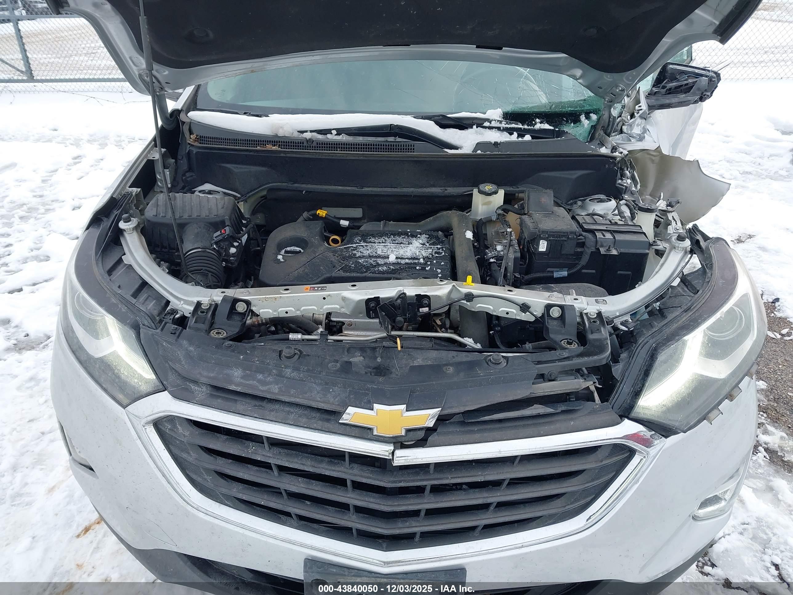 CHEVROLET EQUINOX image 10