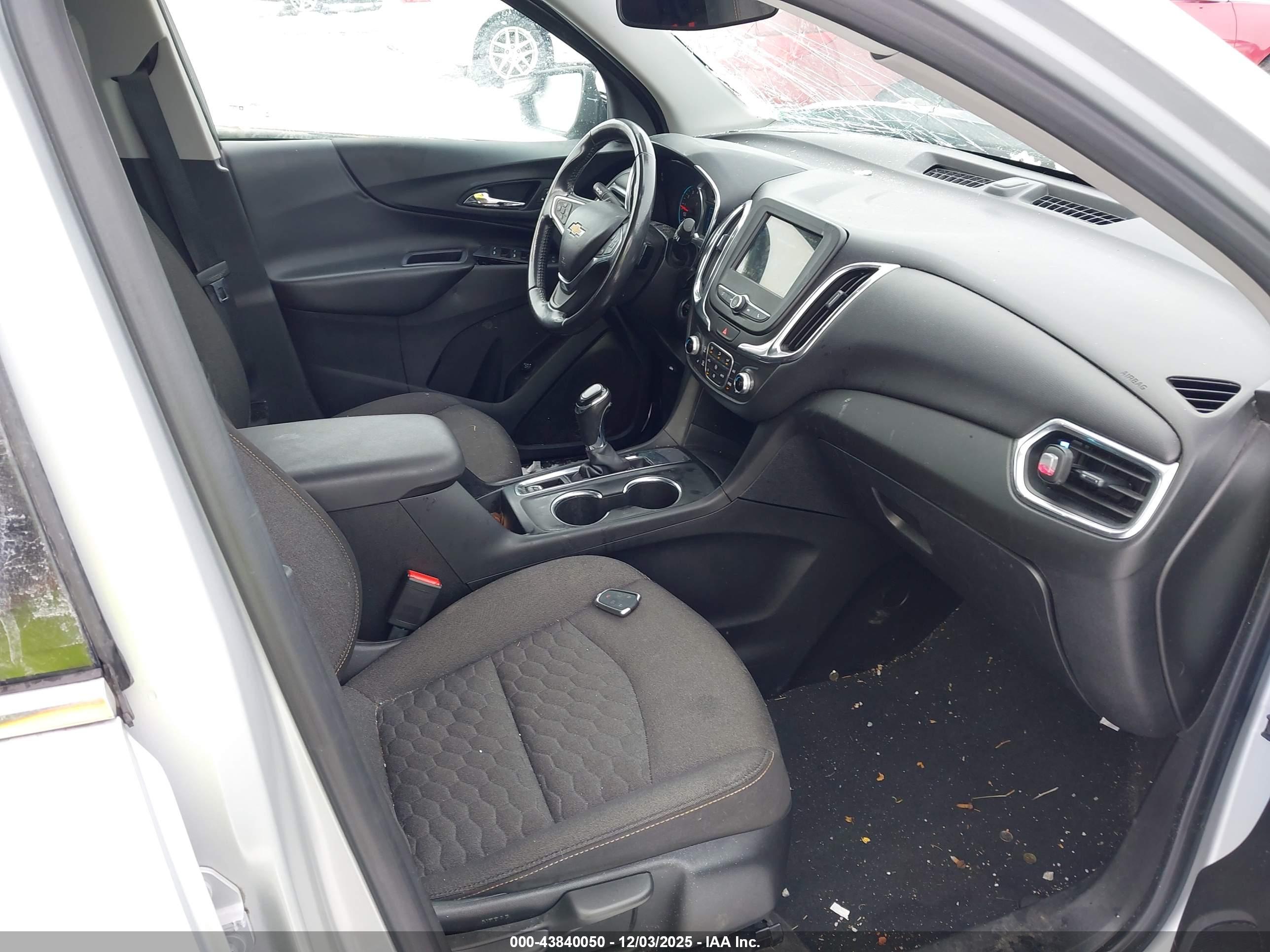 CHEVROLET EQUINOX image 5