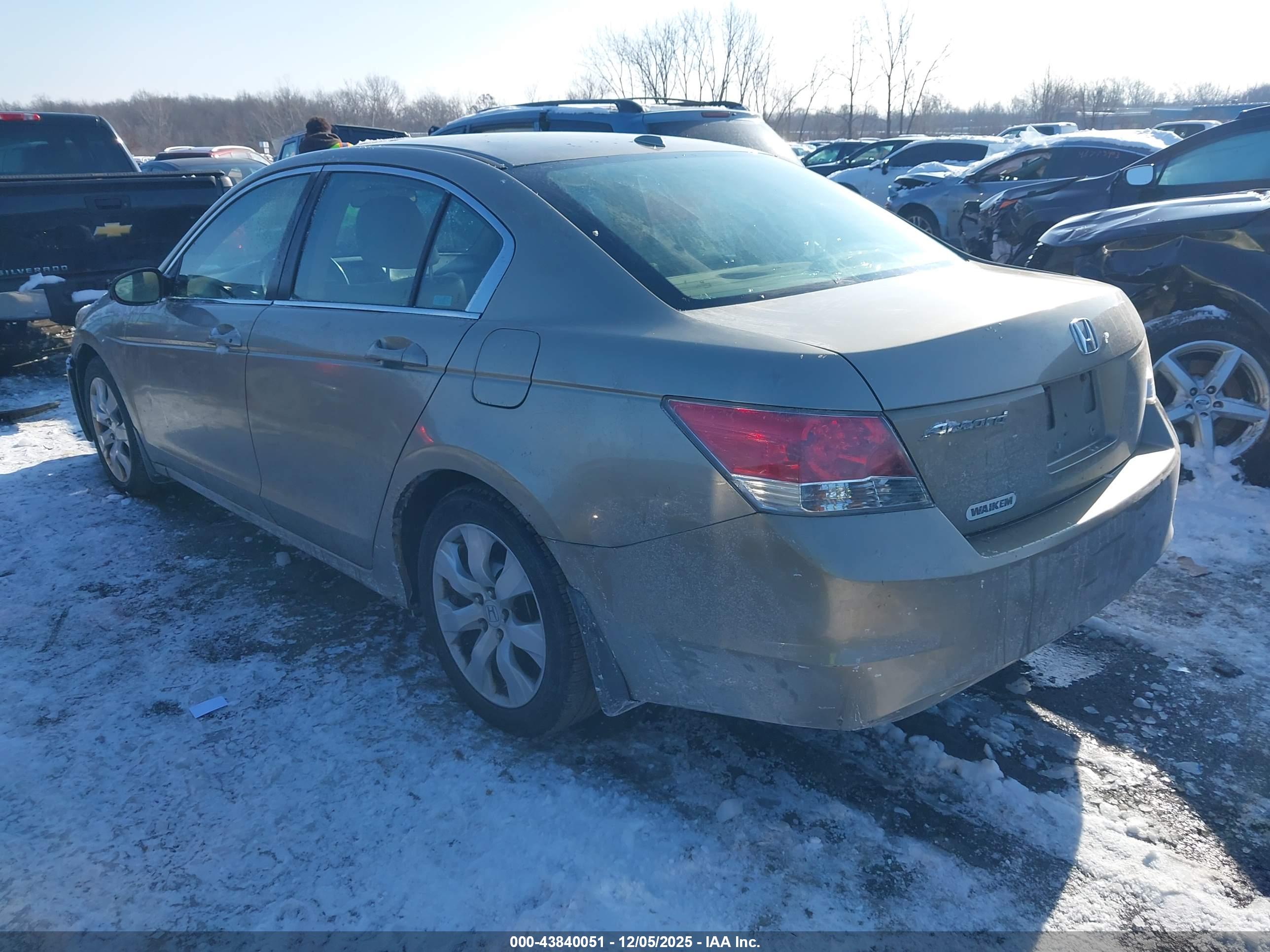 HONDA ACCORD image 3