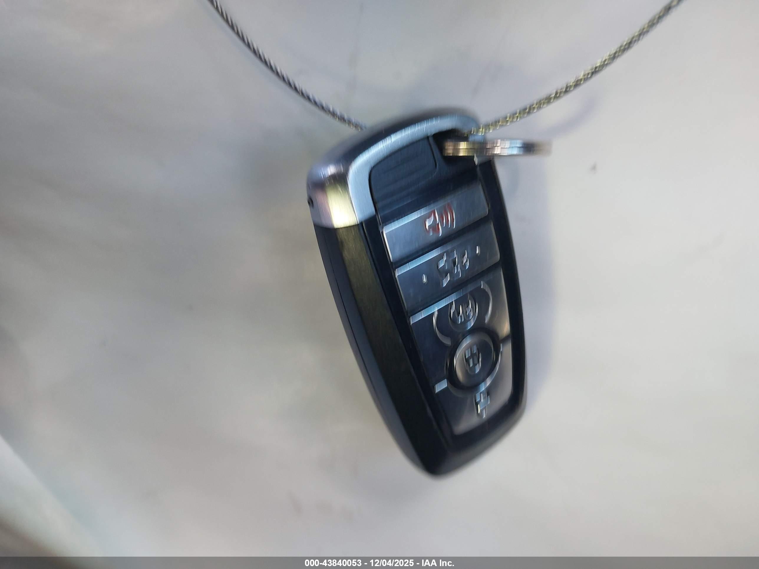 FORD EXPLORER image 11