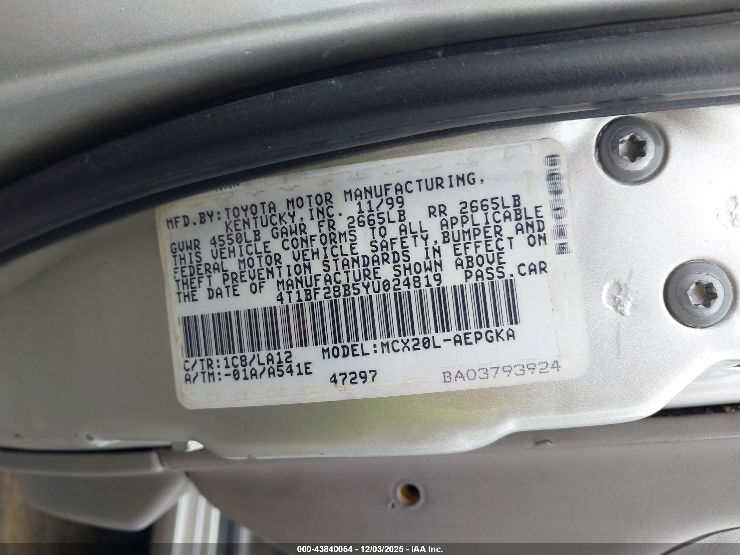 TOYOTA AVALON image 9