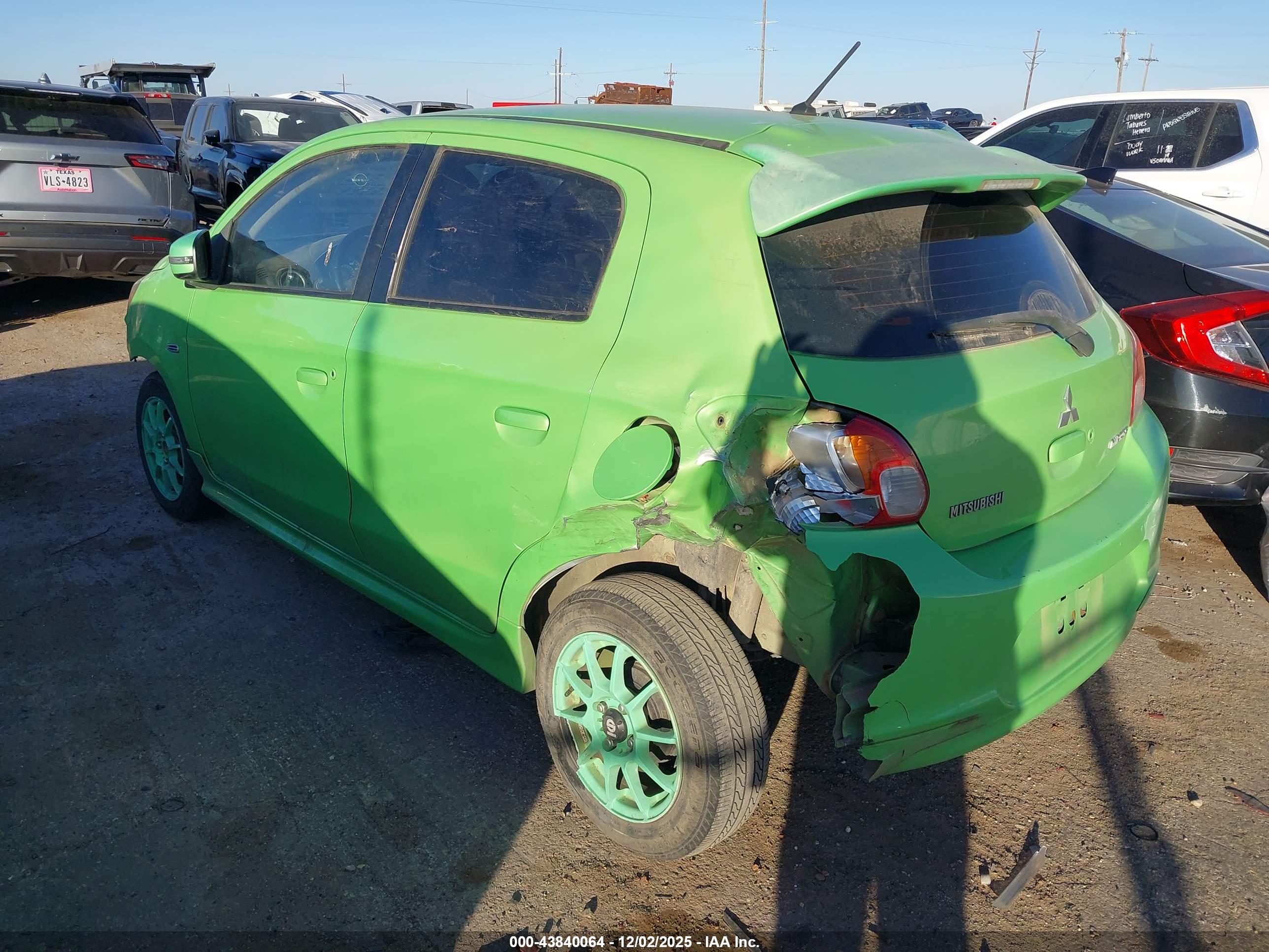 MITSUBISHI MIRAGE image 3