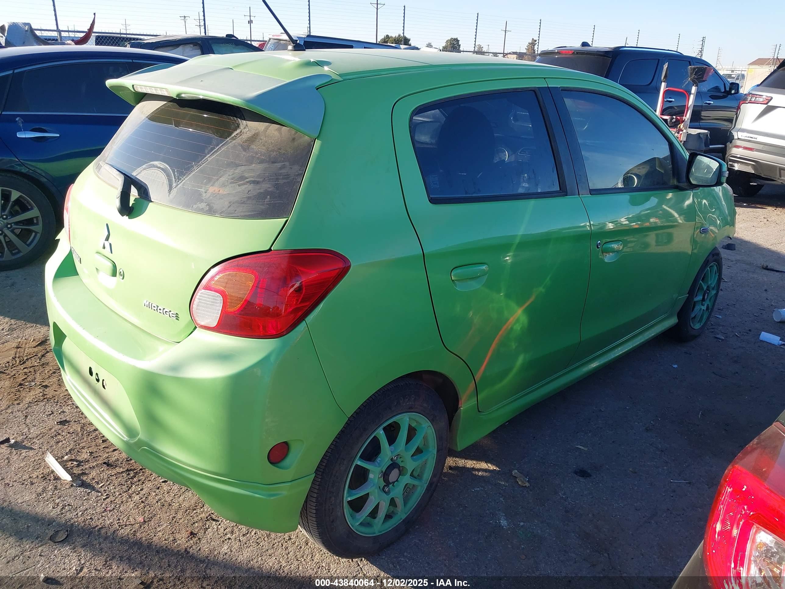 MITSUBISHI MIRAGE image 4