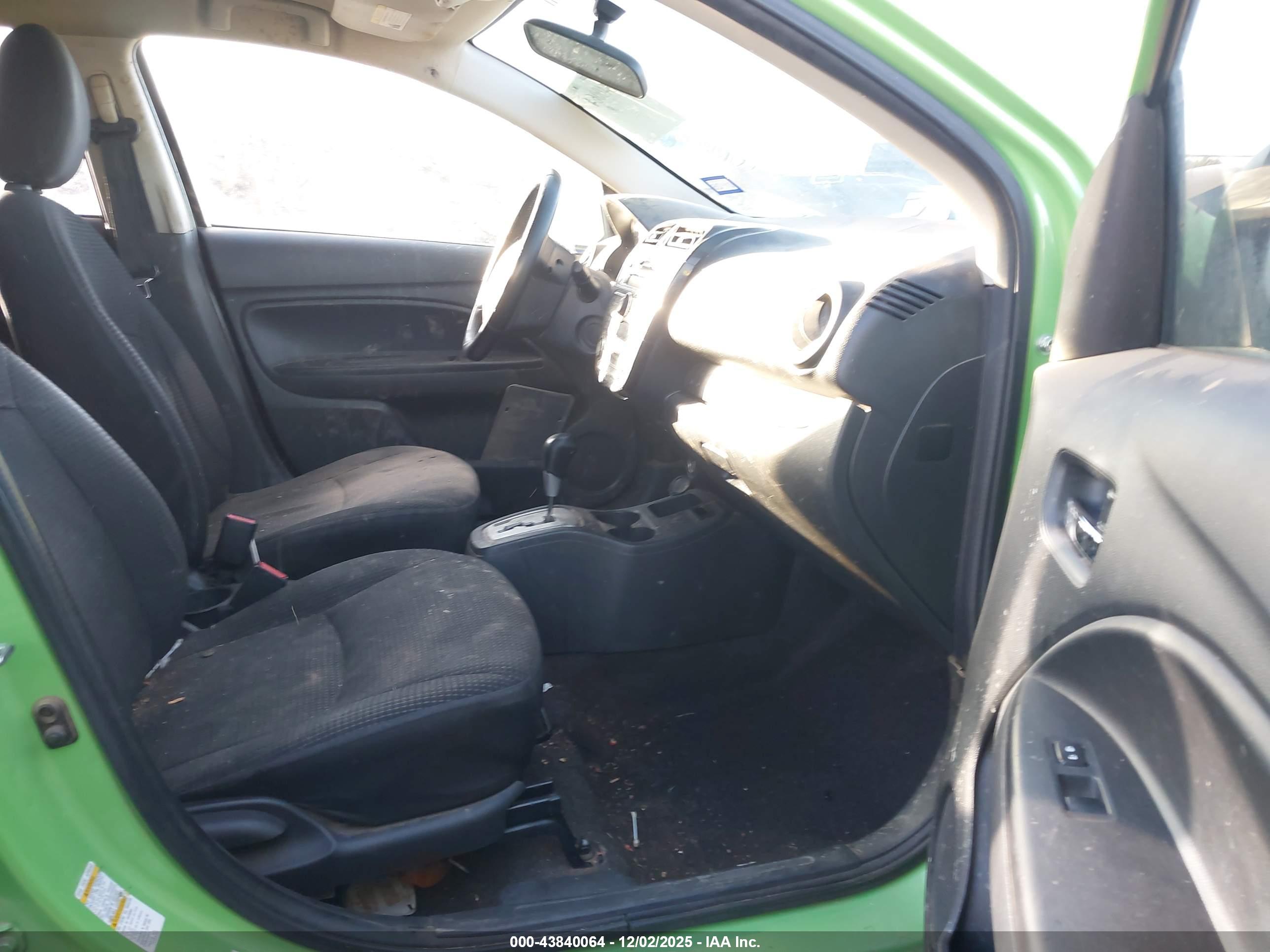 MITSUBISHI MIRAGE image 5