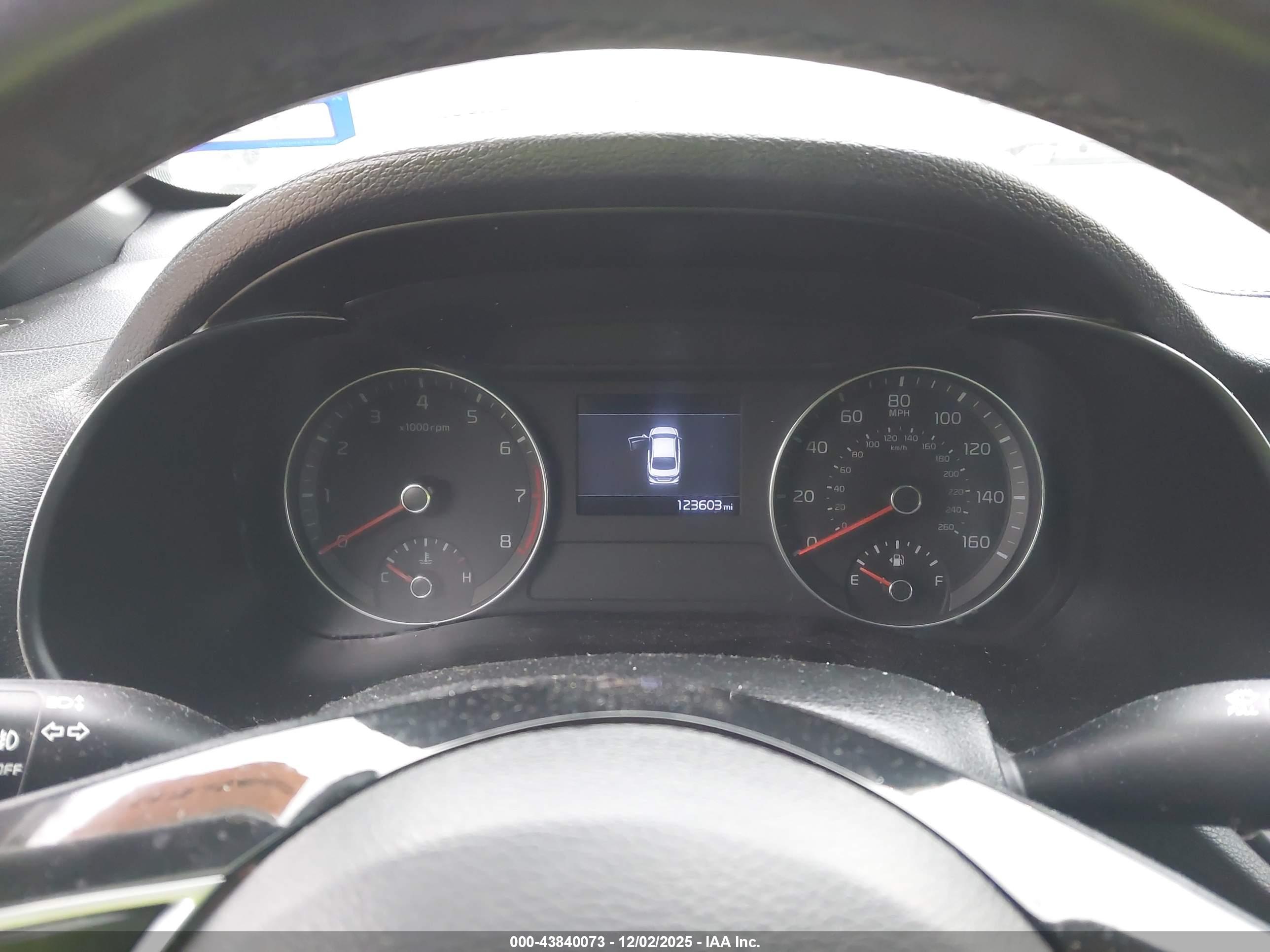 KIA FORTE image 7