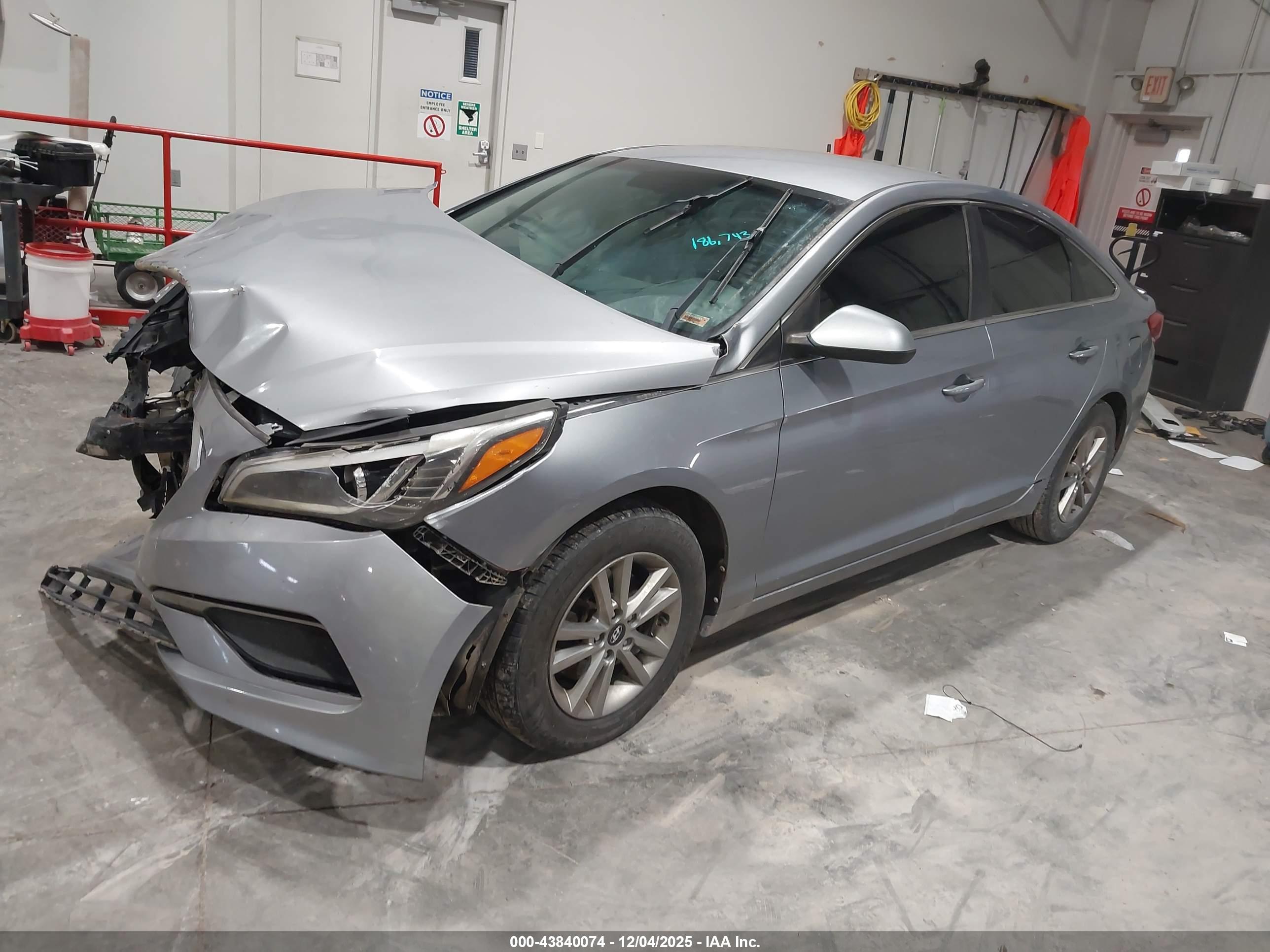 HYUNDAI SONATA image 2