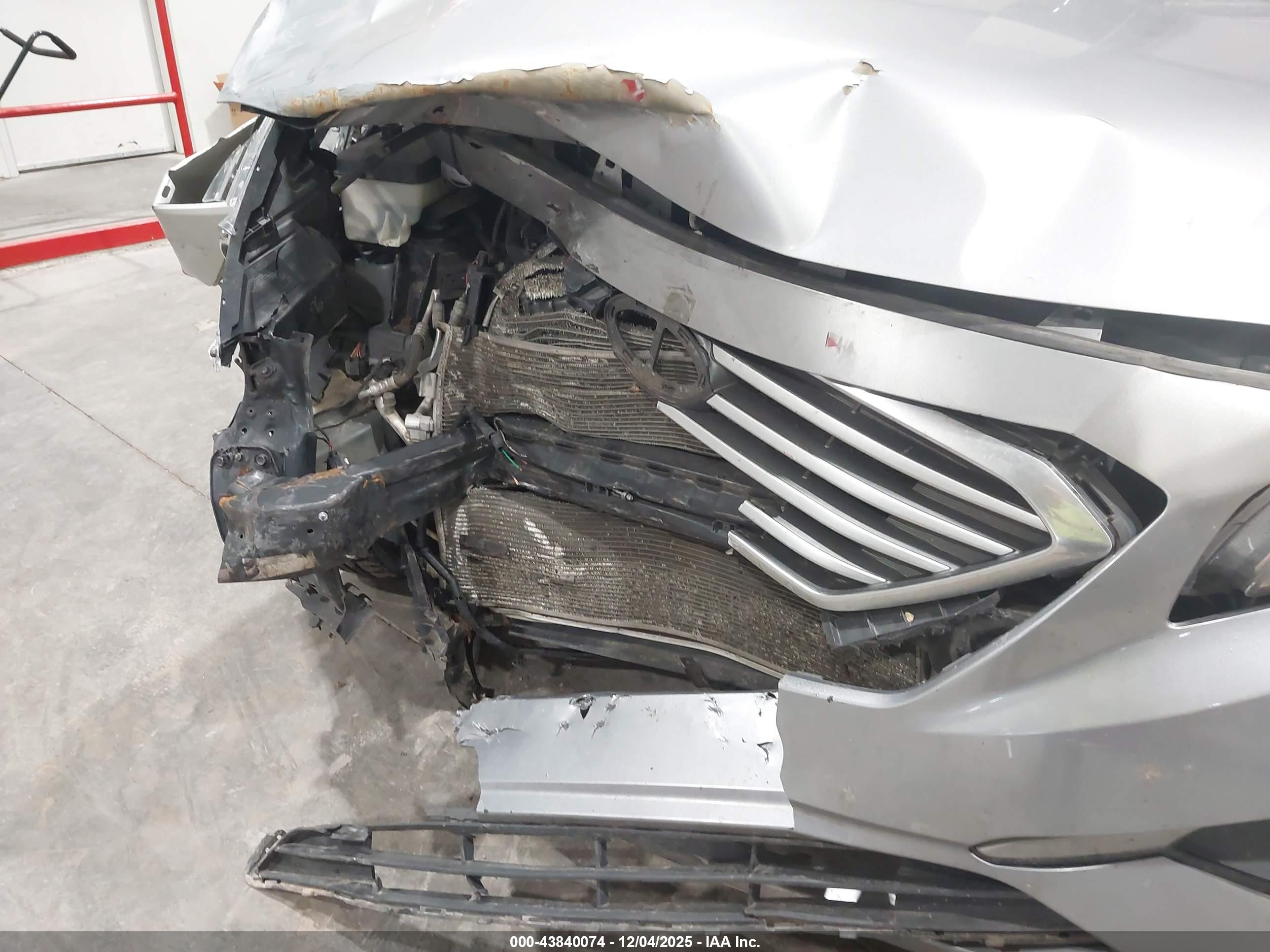 HYUNDAI SONATA image 6