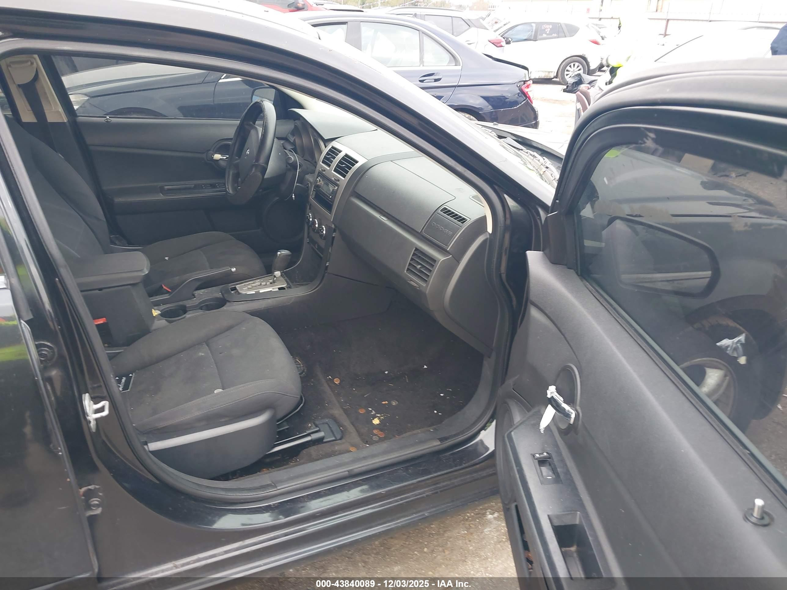DODGE AVENGER image 5