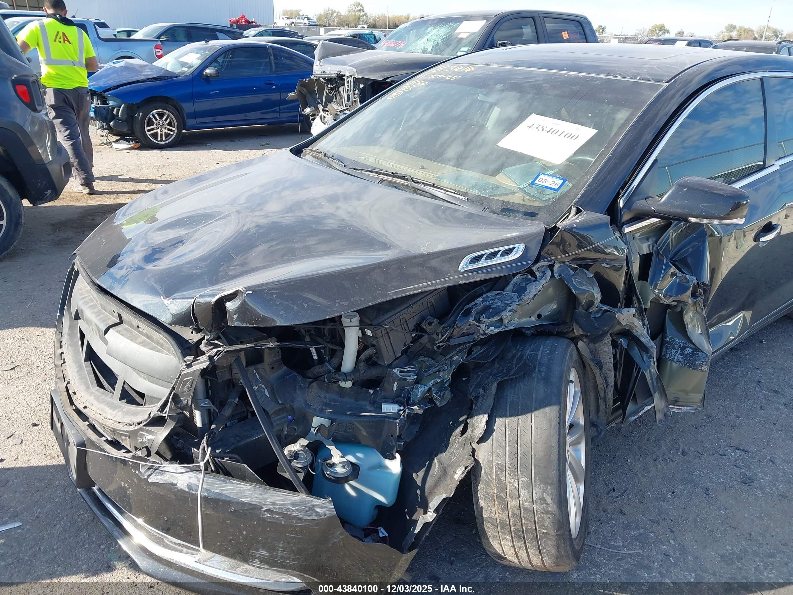 BUICK LACROSSE image 6
