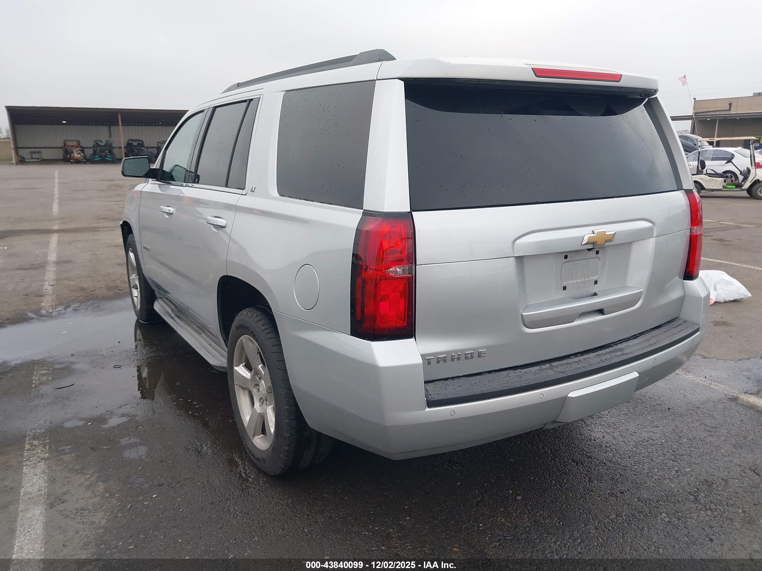 CHEVROLET TAHOE image 3