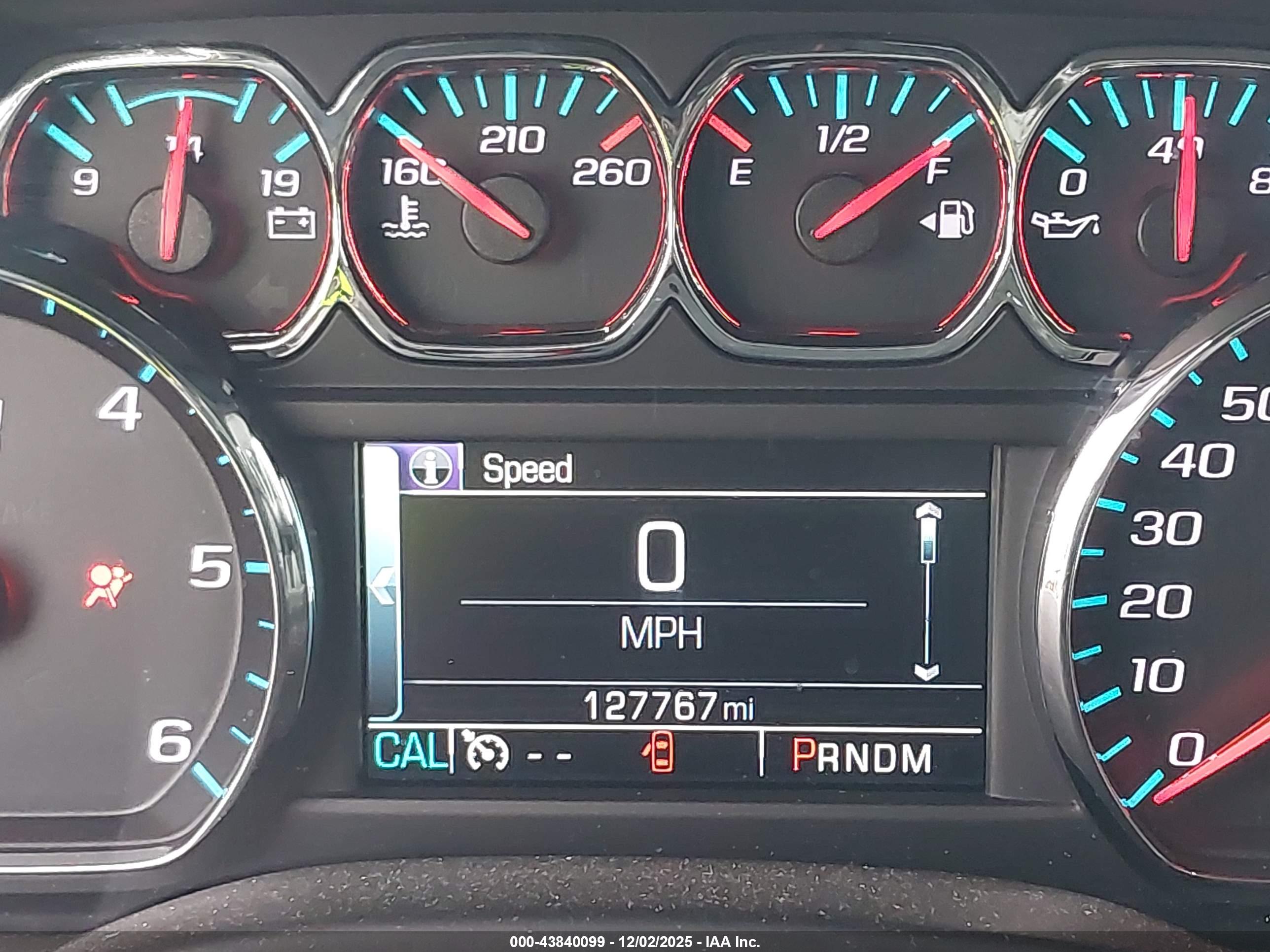 CHEVROLET TAHOE image 7
