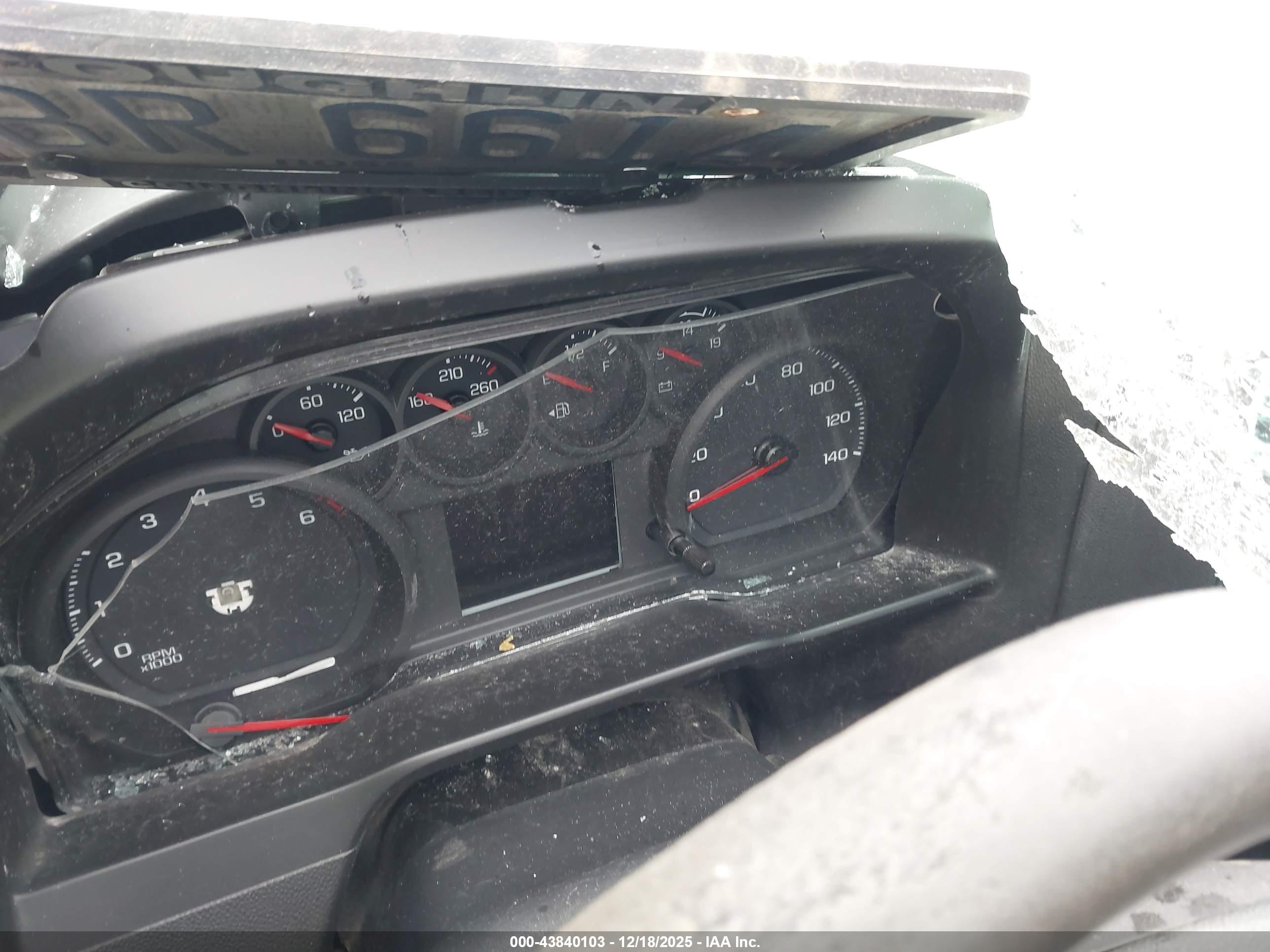 GMC SIERRA image 7