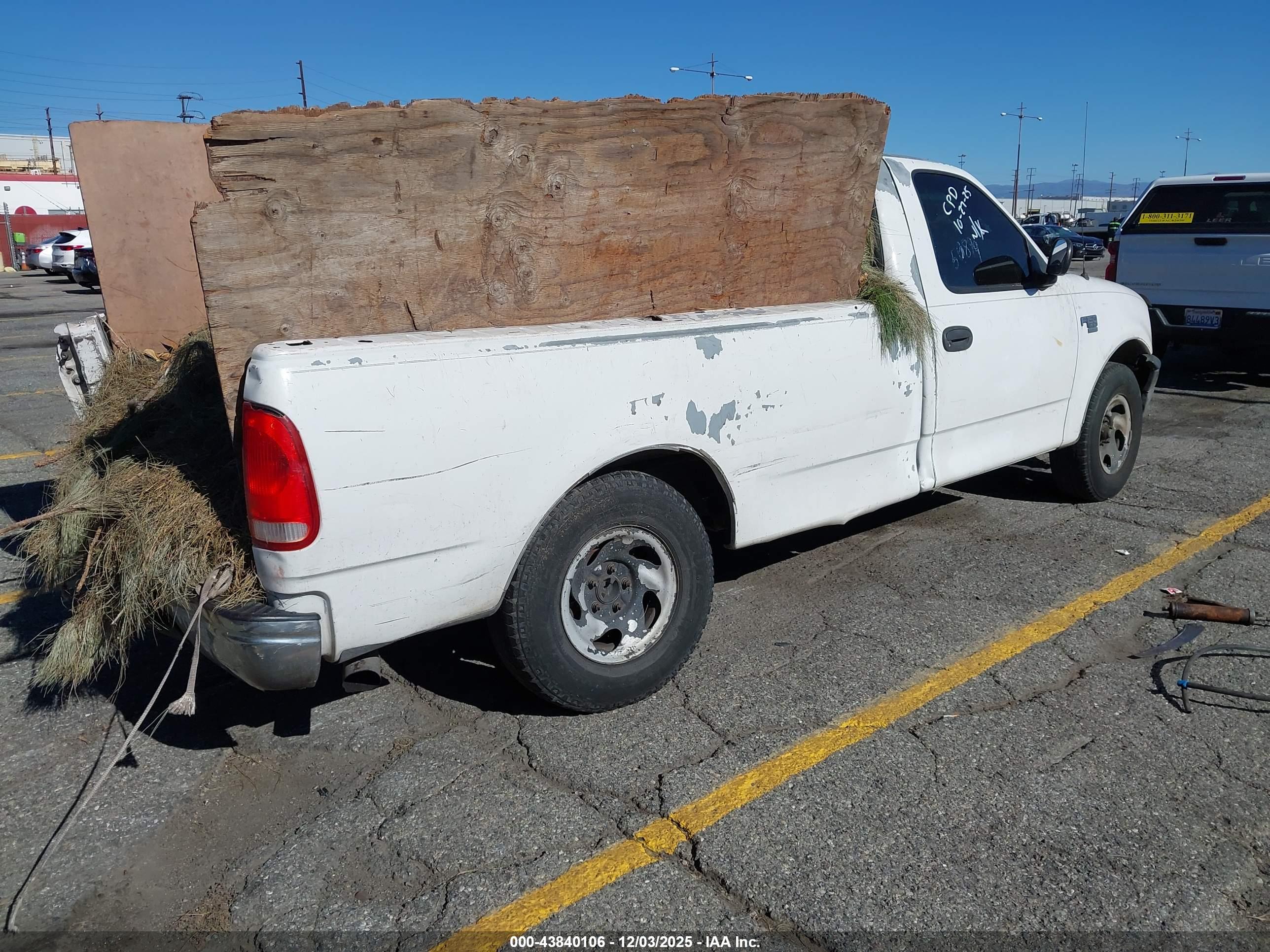 FORD F-150 image 4