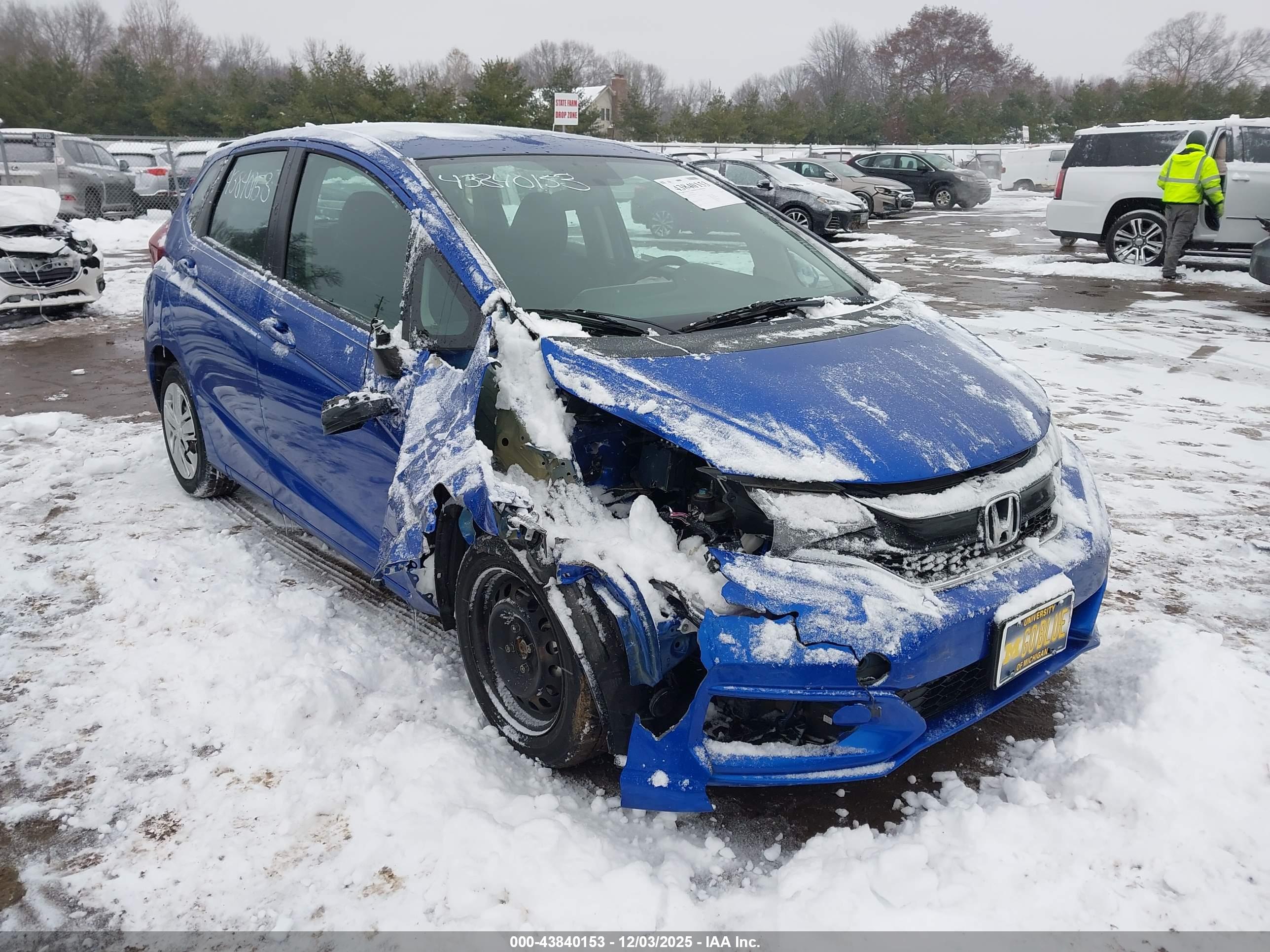 HONDA FIT image 6